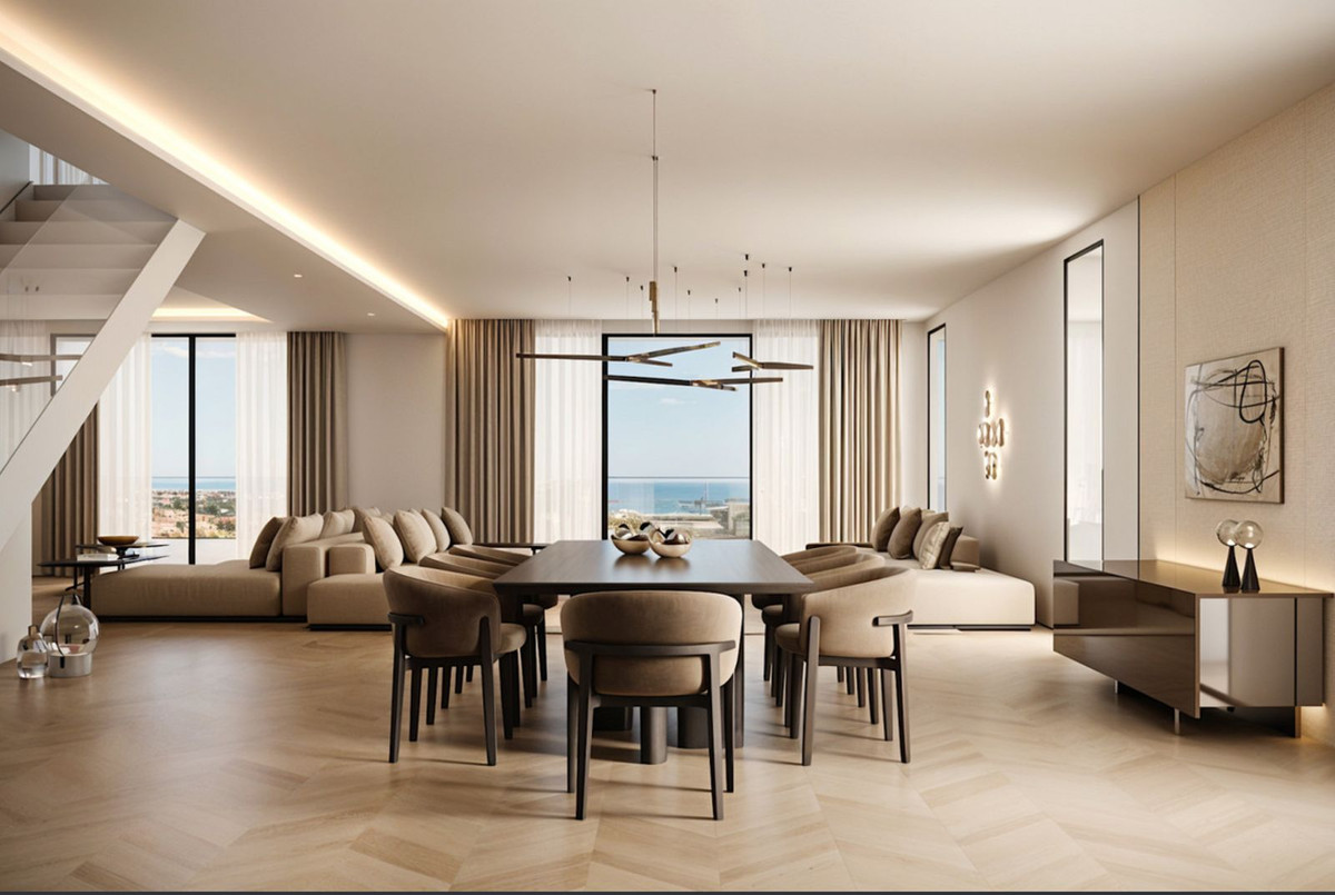 4 Bedroom Penthouse in Benahavís - Photo 35