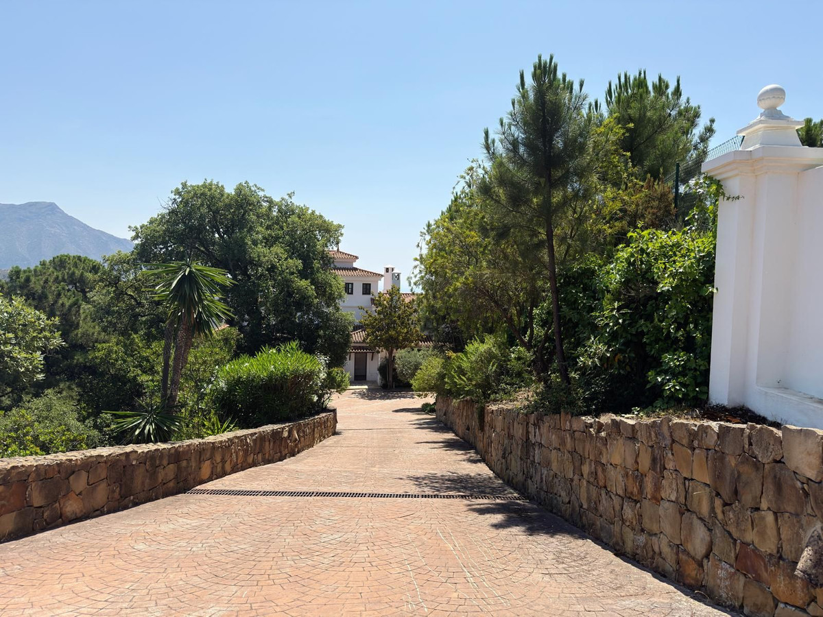 5 Bedroom Villa in Benahavís - Фото 11