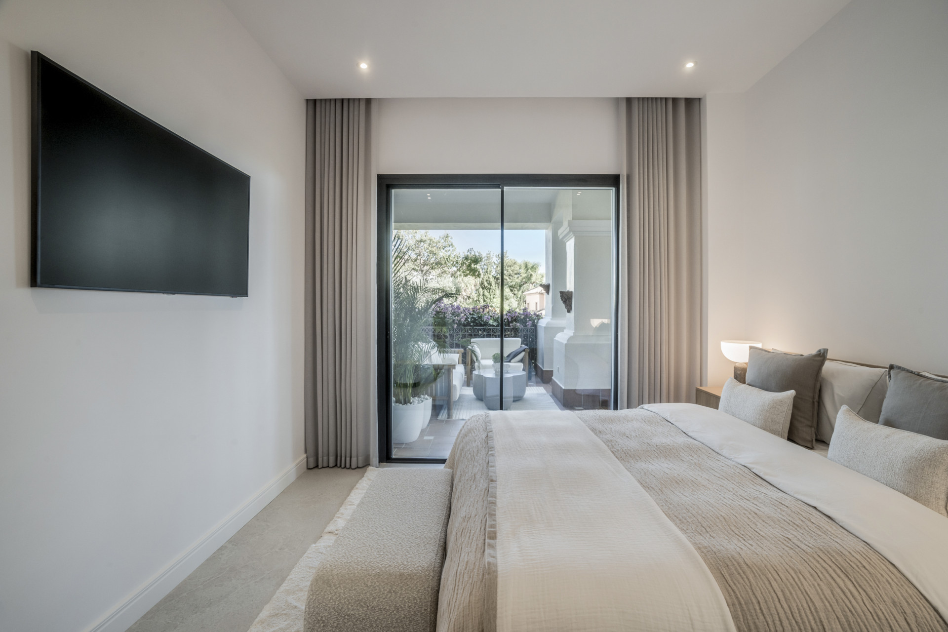 3 Bedroom Apartment in Marbella - Photo 12