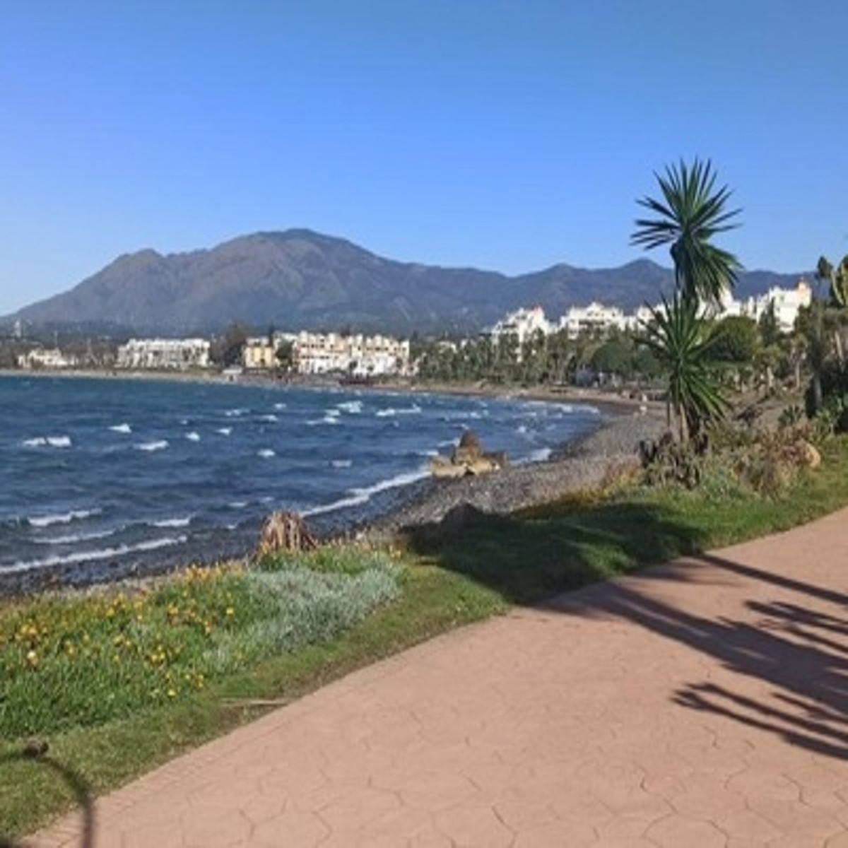 2 Bedroom Villa in Estepona - Photo 2