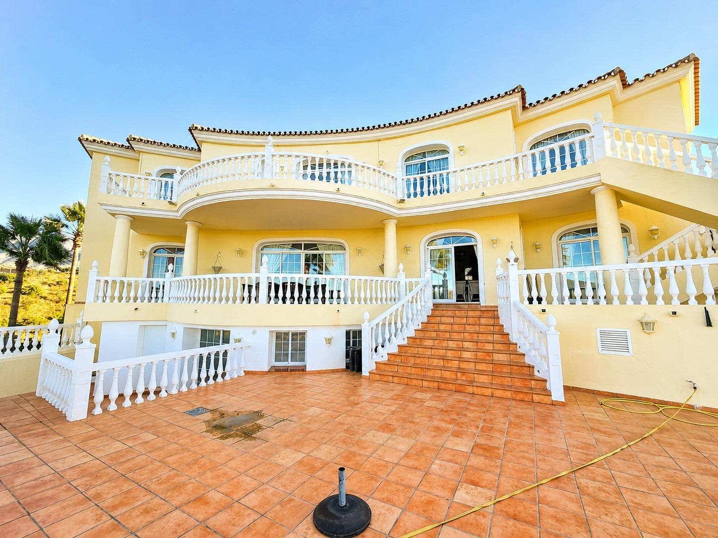 5 Bedroom Villa in Mijas