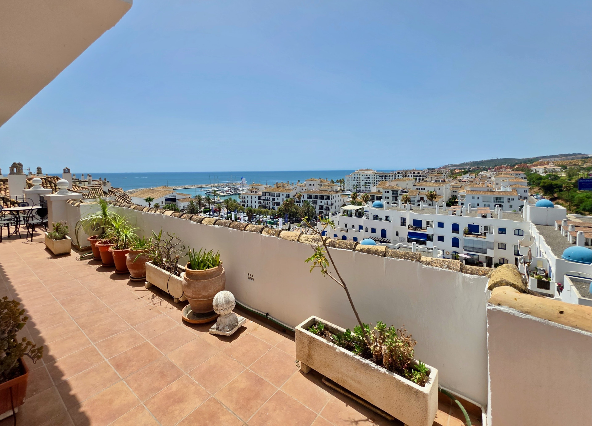 3 Bedroom Penthouse in La Duquesa - Photo 18