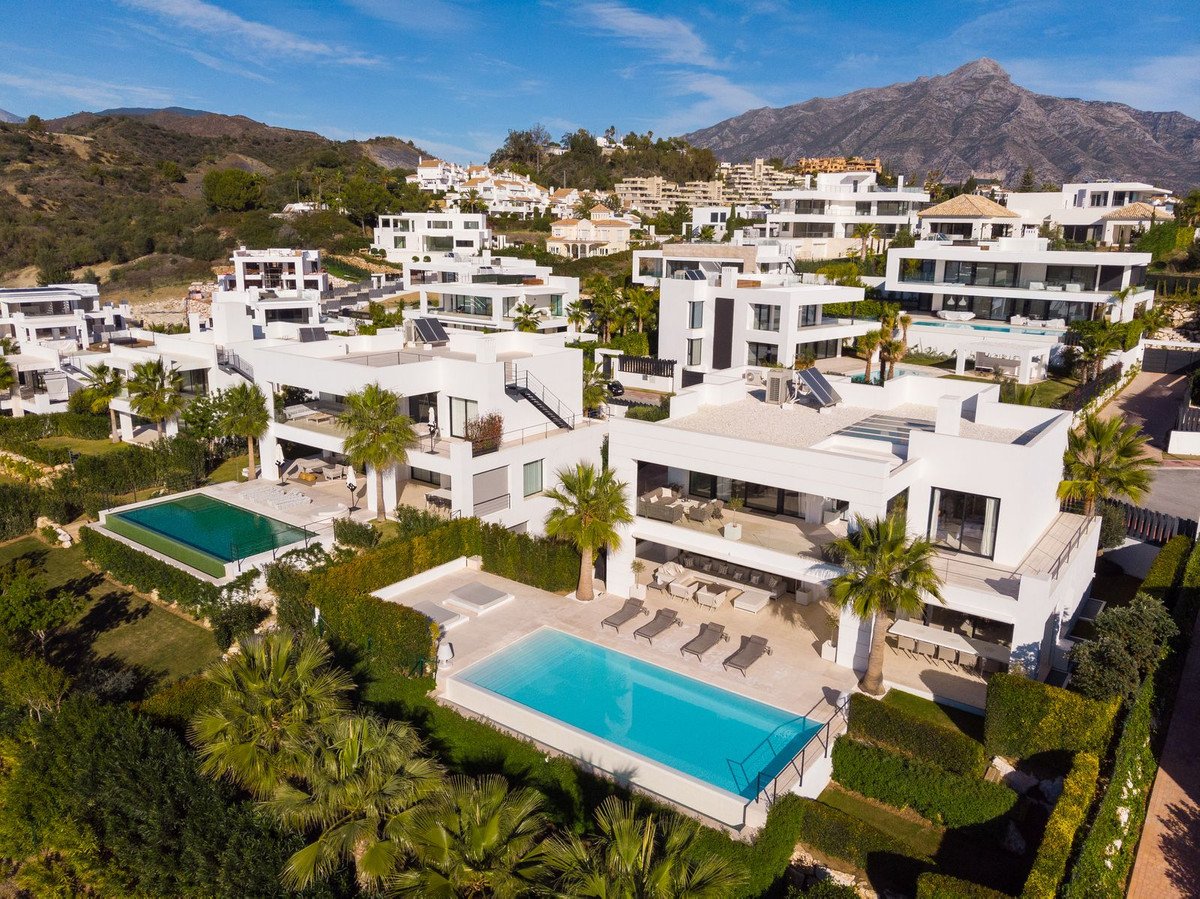 7 Bedroom Villa in Marbella - Photo 30
