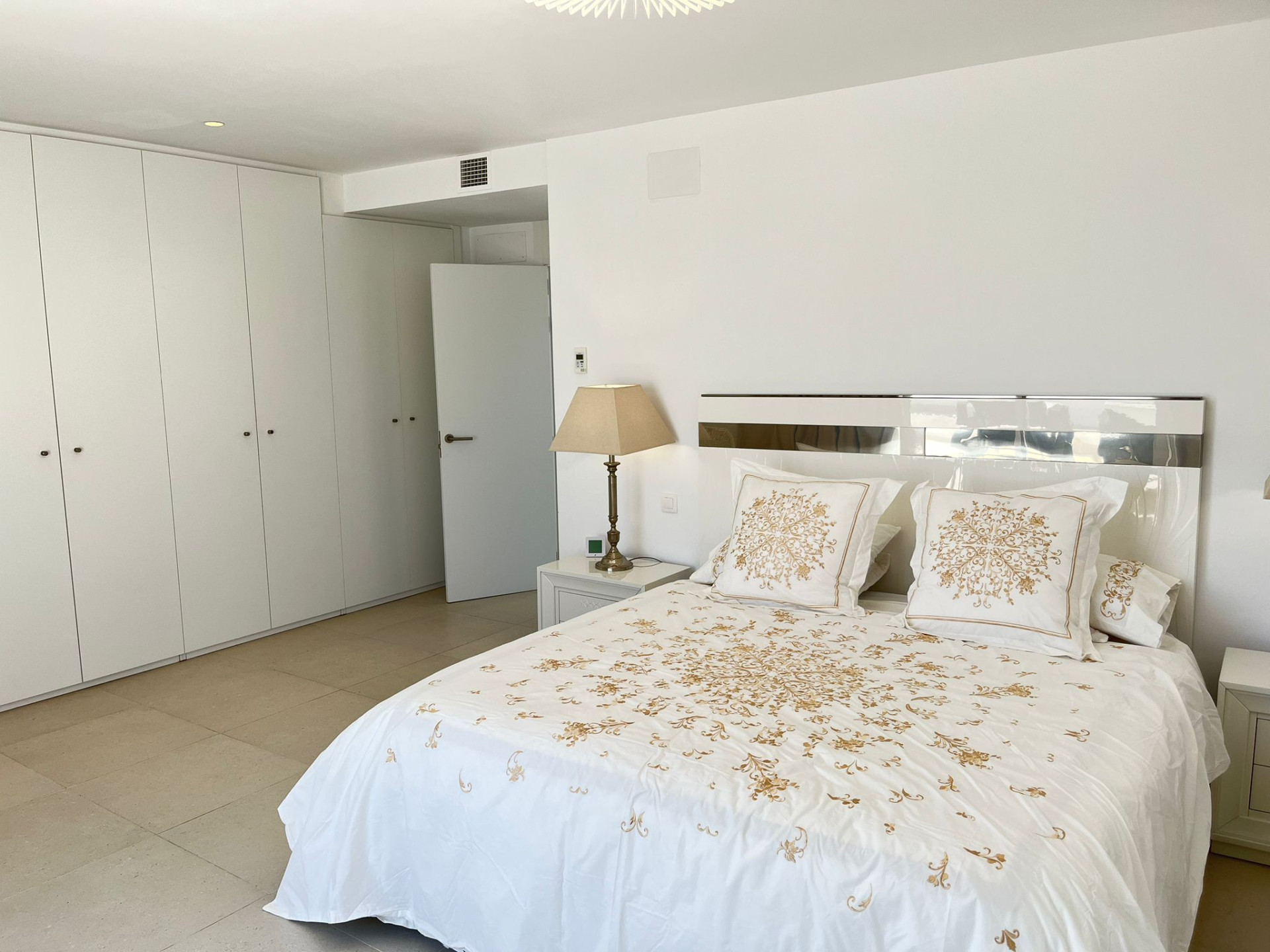 3 Bedroom Penthouse in Sotogrande - Photo 5