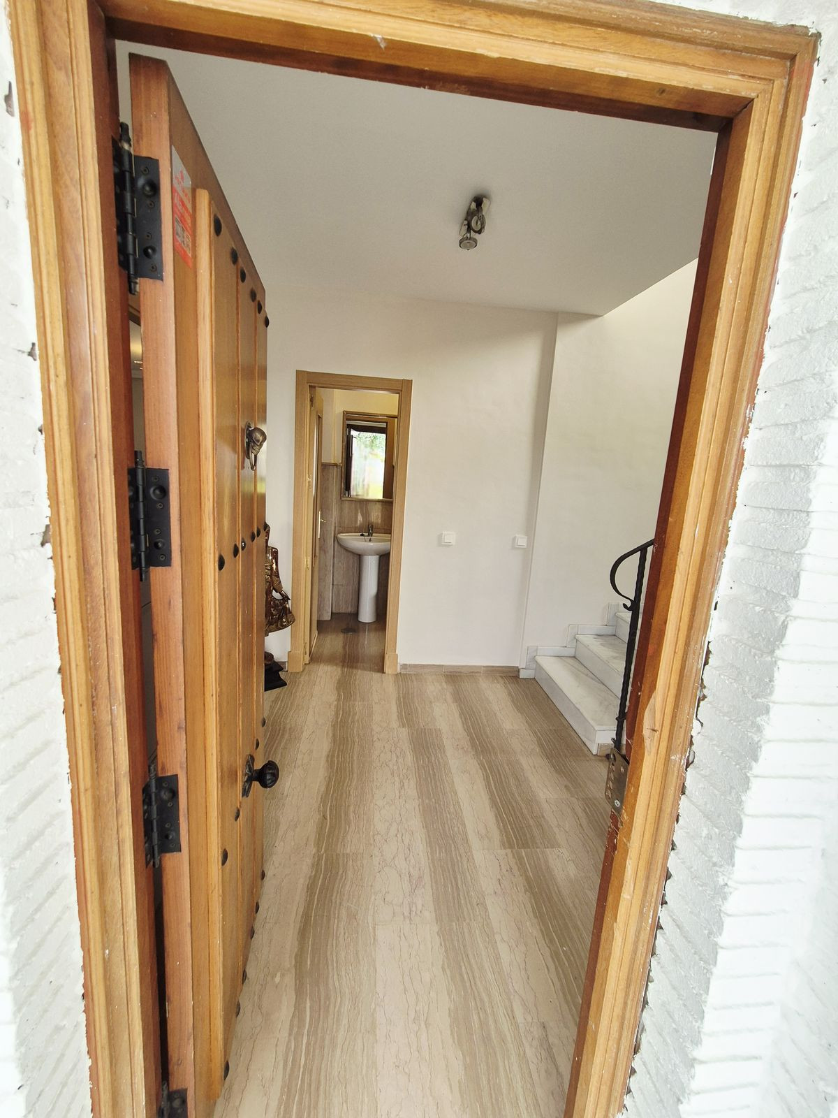 4 Bedroom Villa in San Pedro de Alcántara - Photo 8