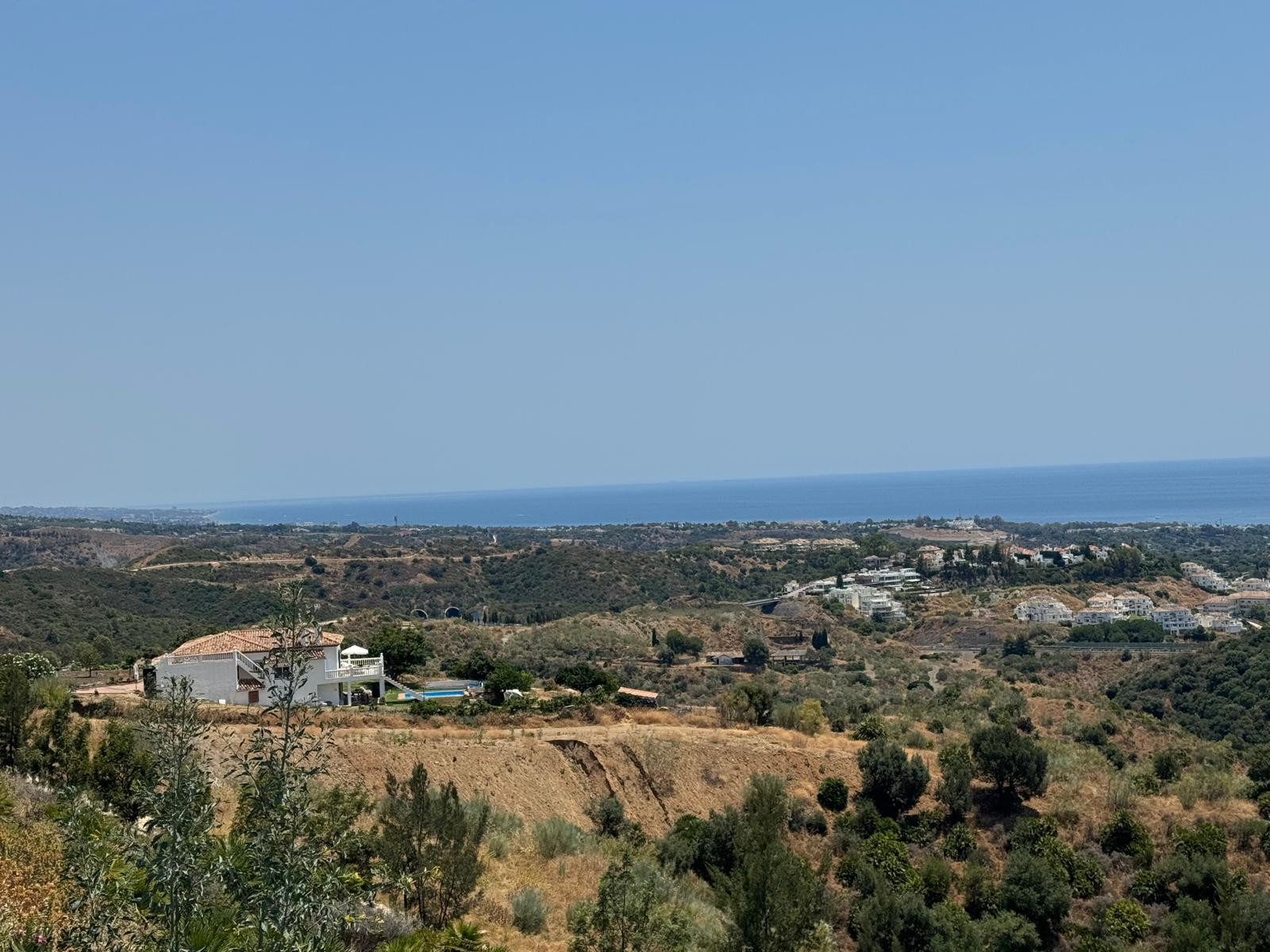 1,587 m² Plot in Benahavís - Photo 18