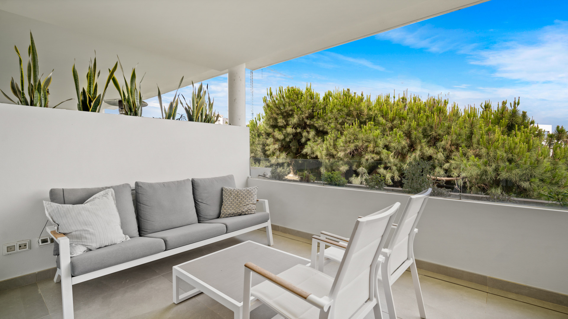 3 Bedroom Townhouse in Marbella - Photo 15