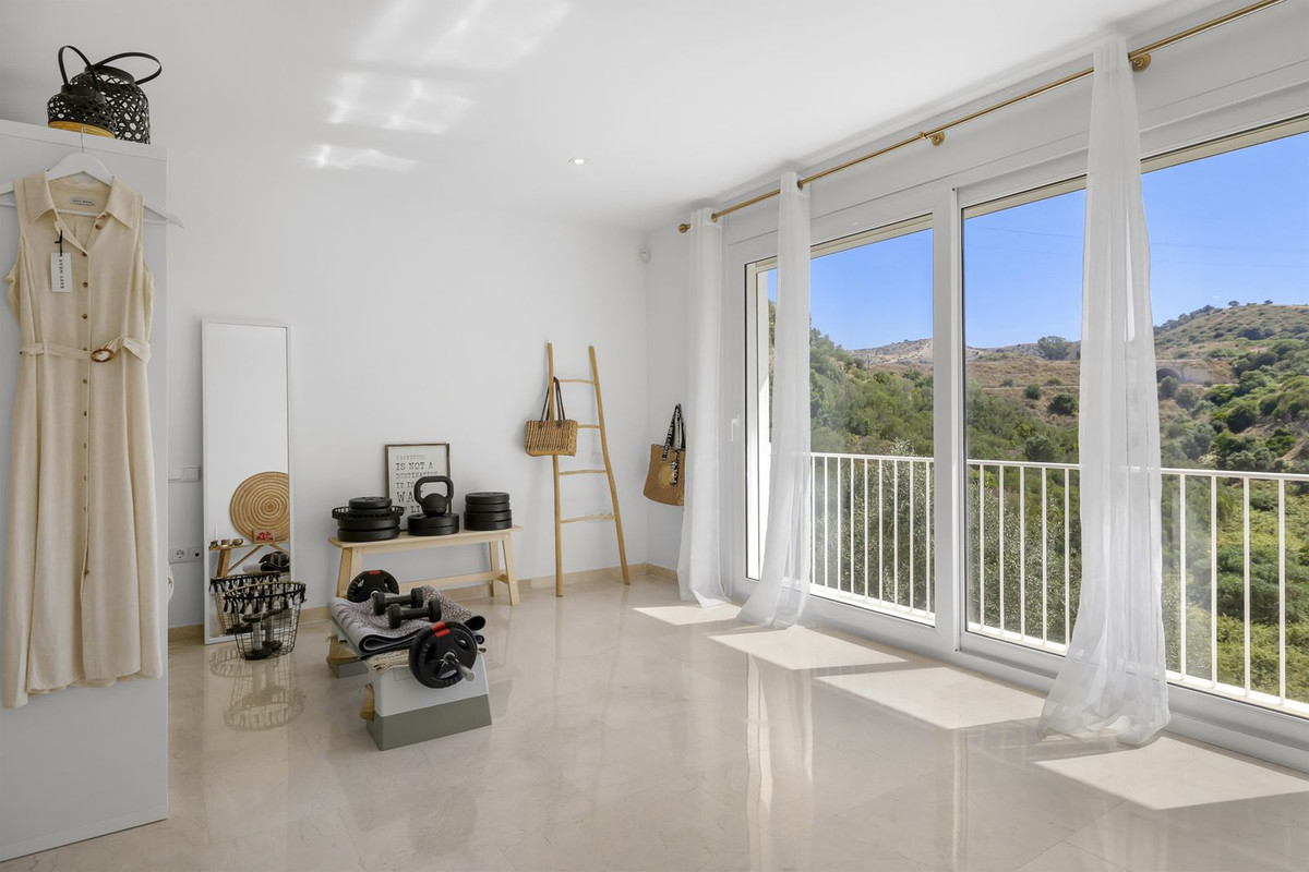 4 Bedroom Villa in Marbella - Foto 23