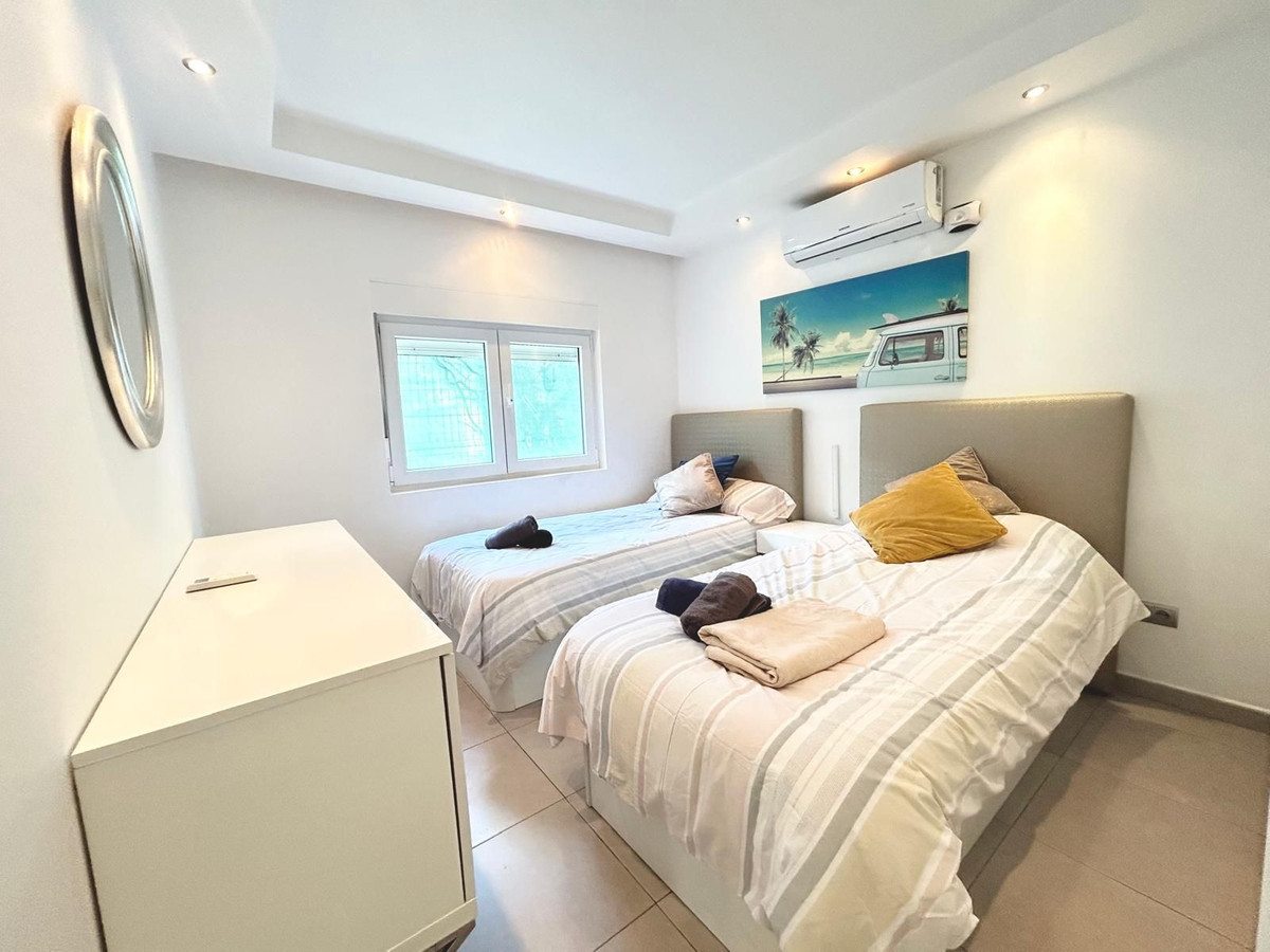 3 Bedroom Villa in Estepona - Foto 15