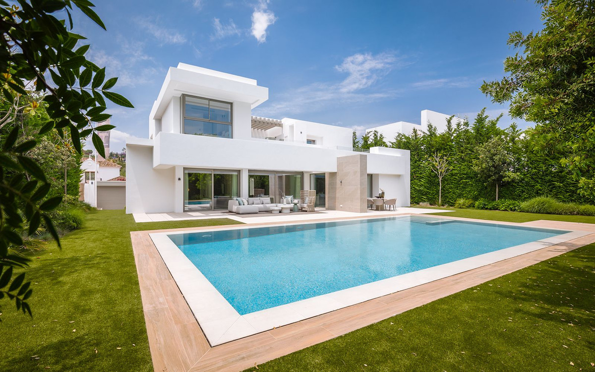 Villa in Benahavis