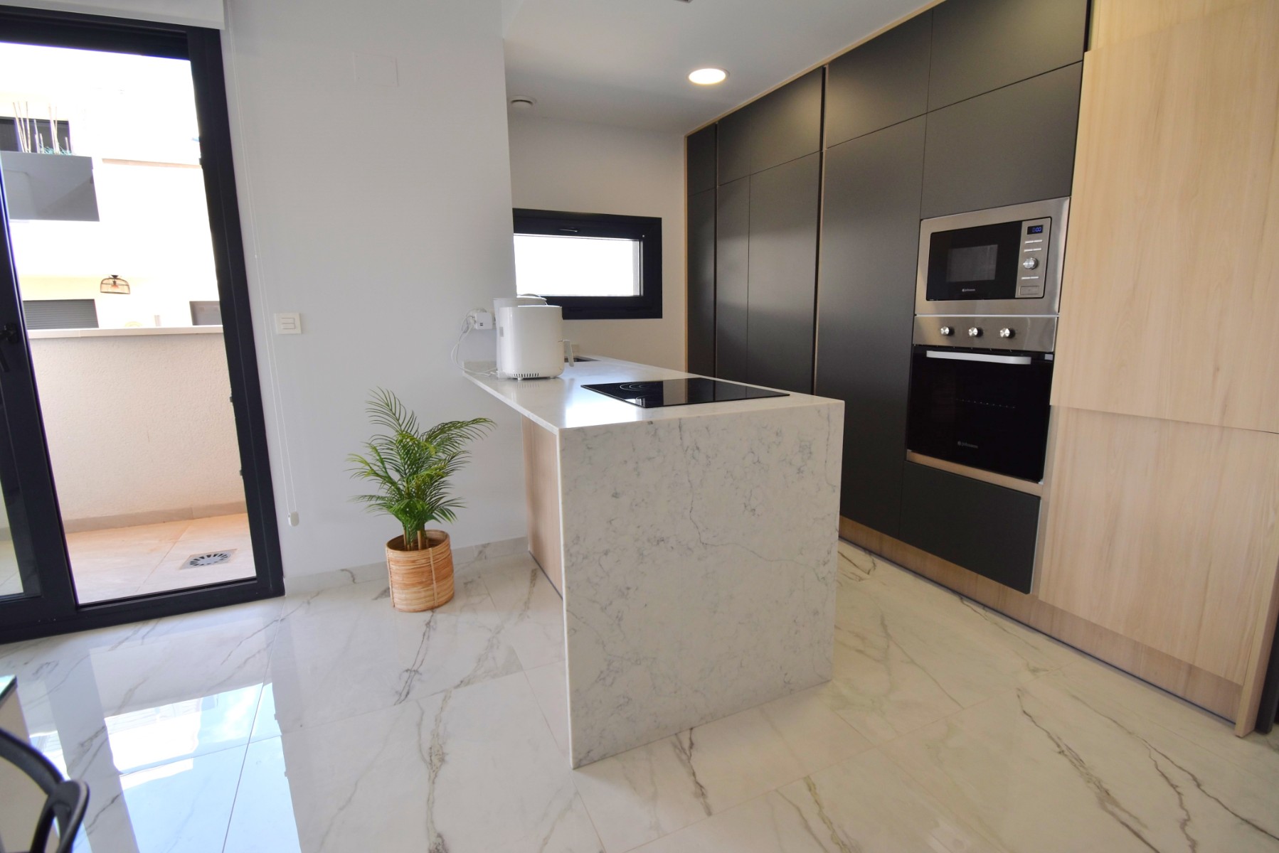 Apartamento com 2 quartos com piscina em Alicante, Espanha – Foto 8