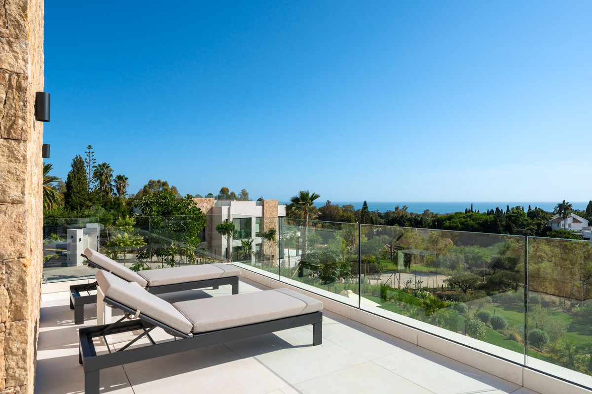 5 Bedroom Villa in Marbella - Фото 11