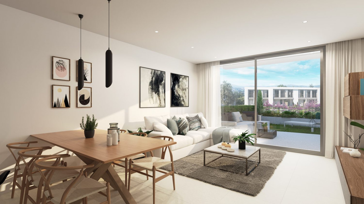 2 Bedroom Apartment in Mijas - Photo 16