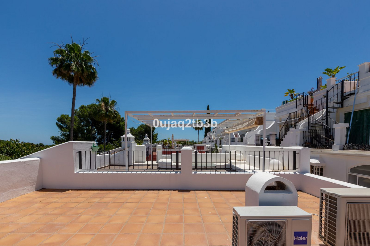 3 Bedroom Townhouse in Marbella - Photo 22