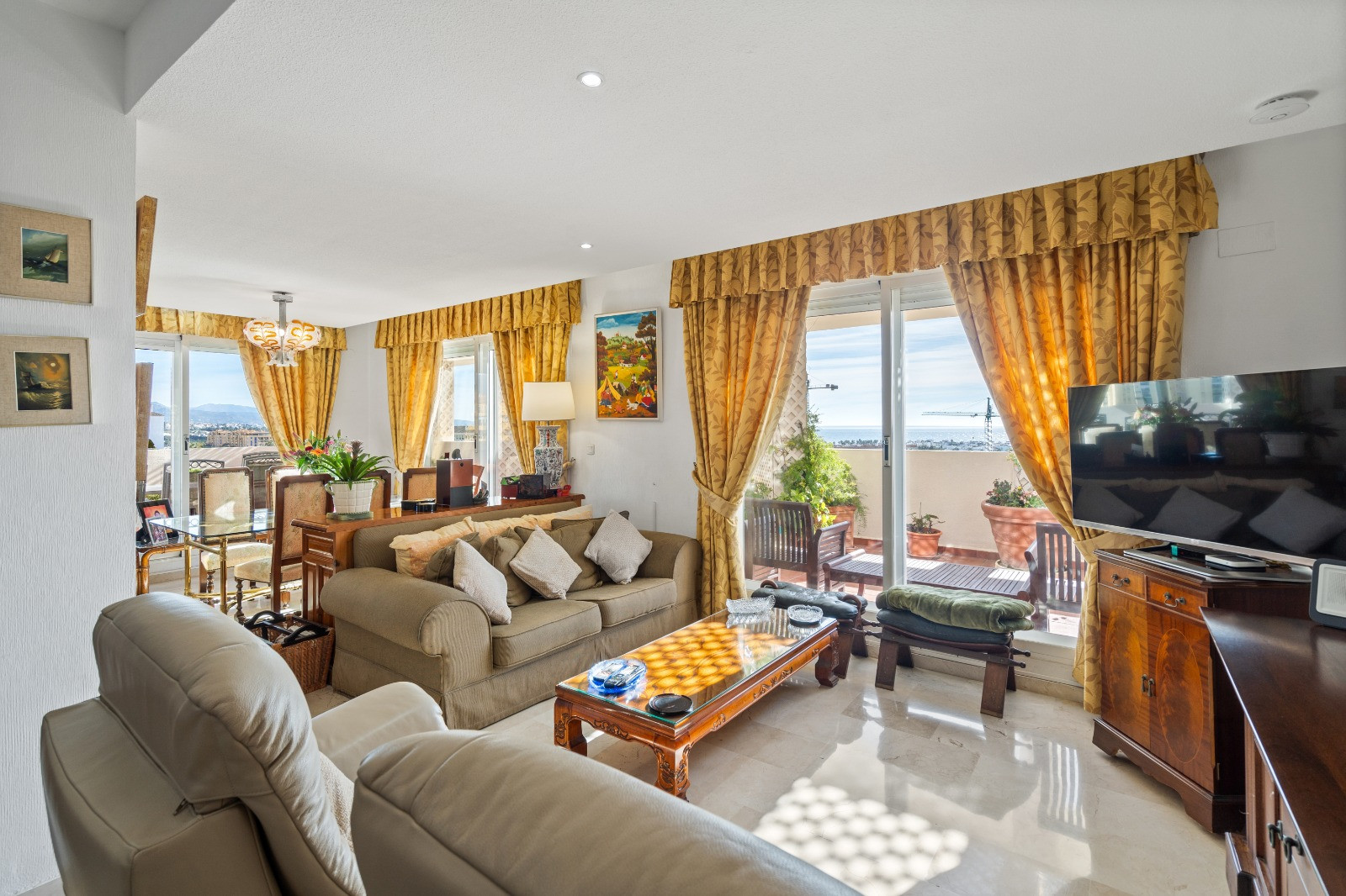 3 Bedroom Penthouse in San Pedro de Alcántara - Photo 4