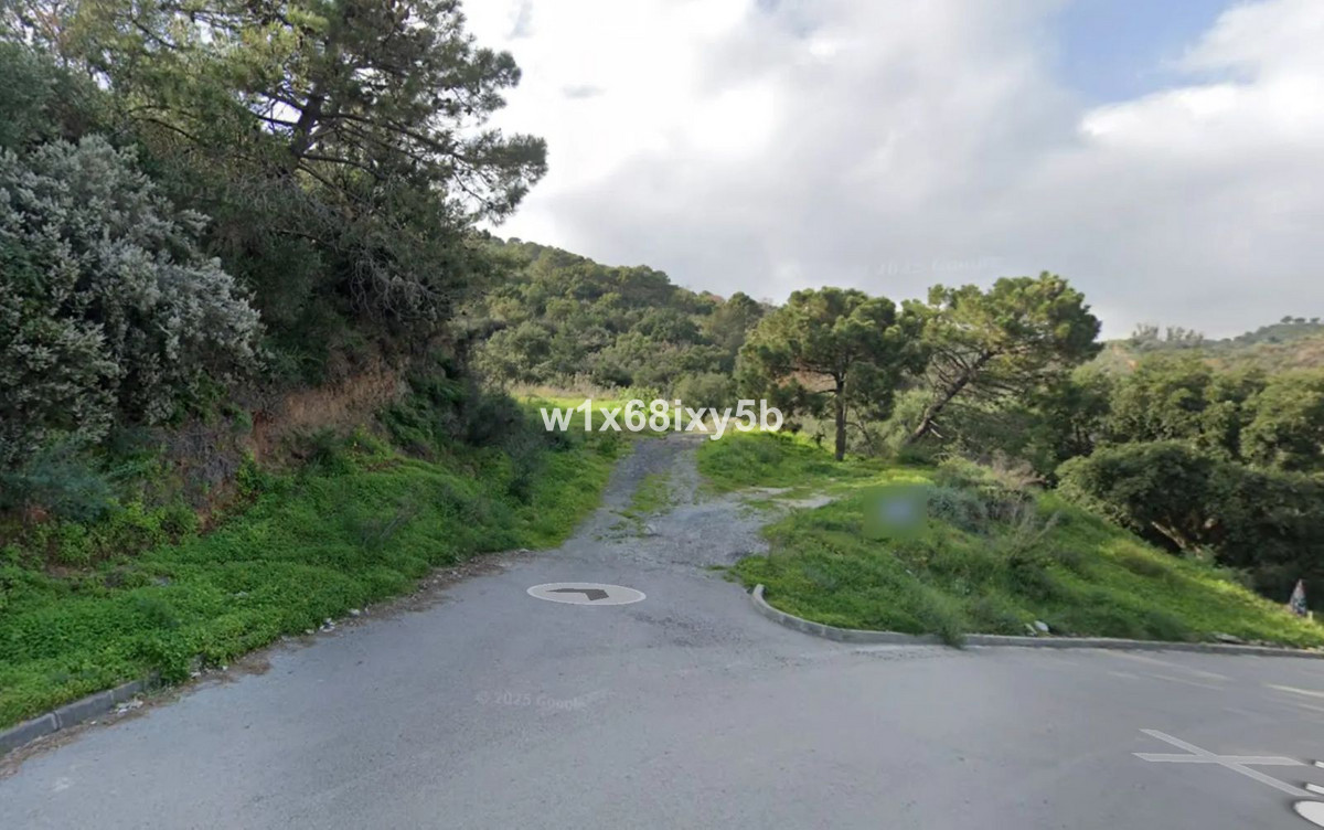 898 m² Plot in Estepona - Photo 6