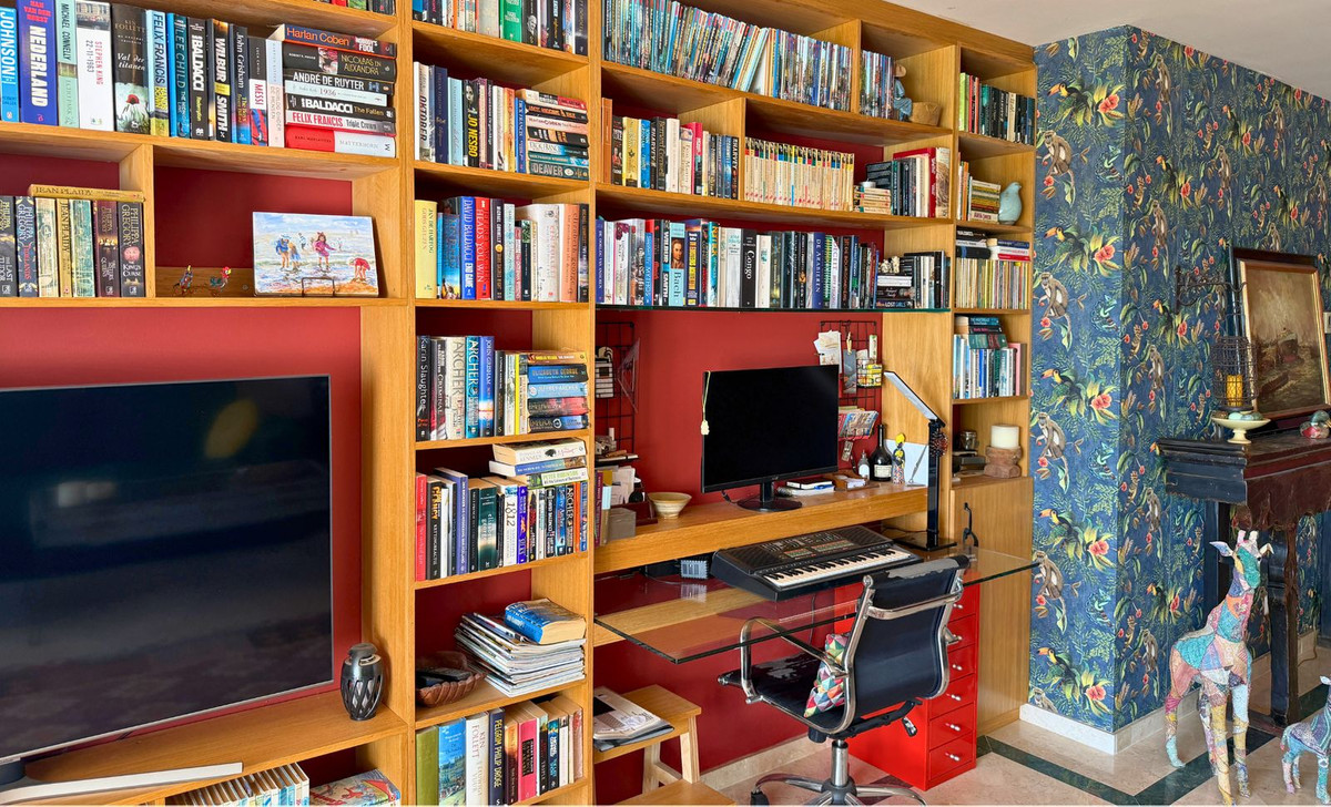 2 Bedroom Apartment in Casares - Photo 8