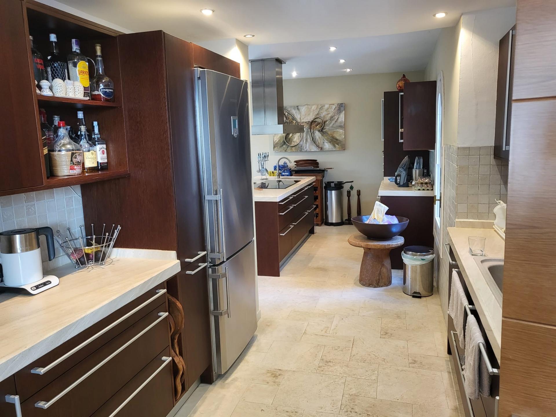 6 Bedroom Villa in Marbella - Photo 13
