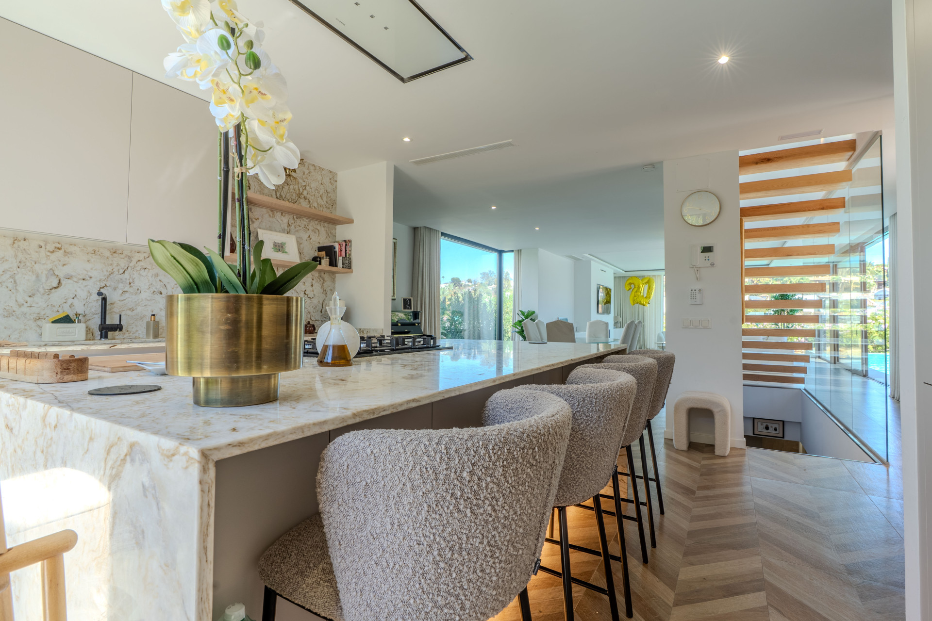 4 Bedroom Villa in Estepona - Photo 4