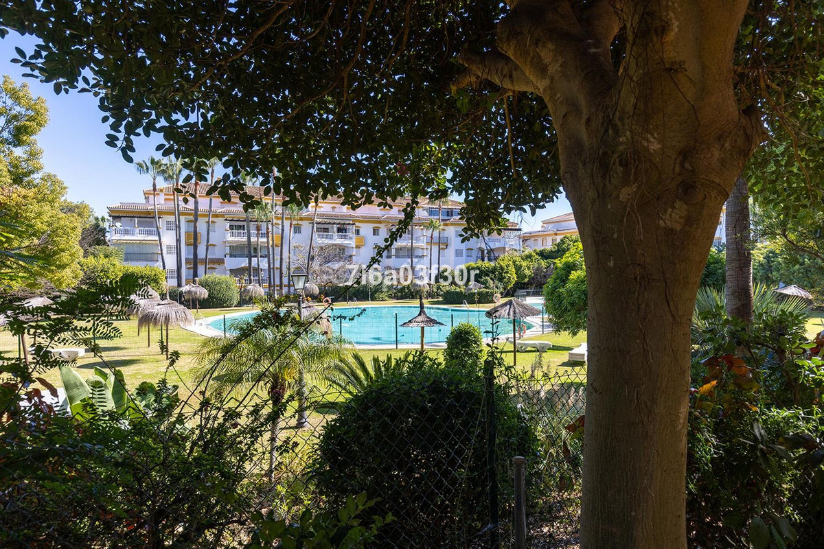 2 Bedroom Apartment in Marbella - Photo 47