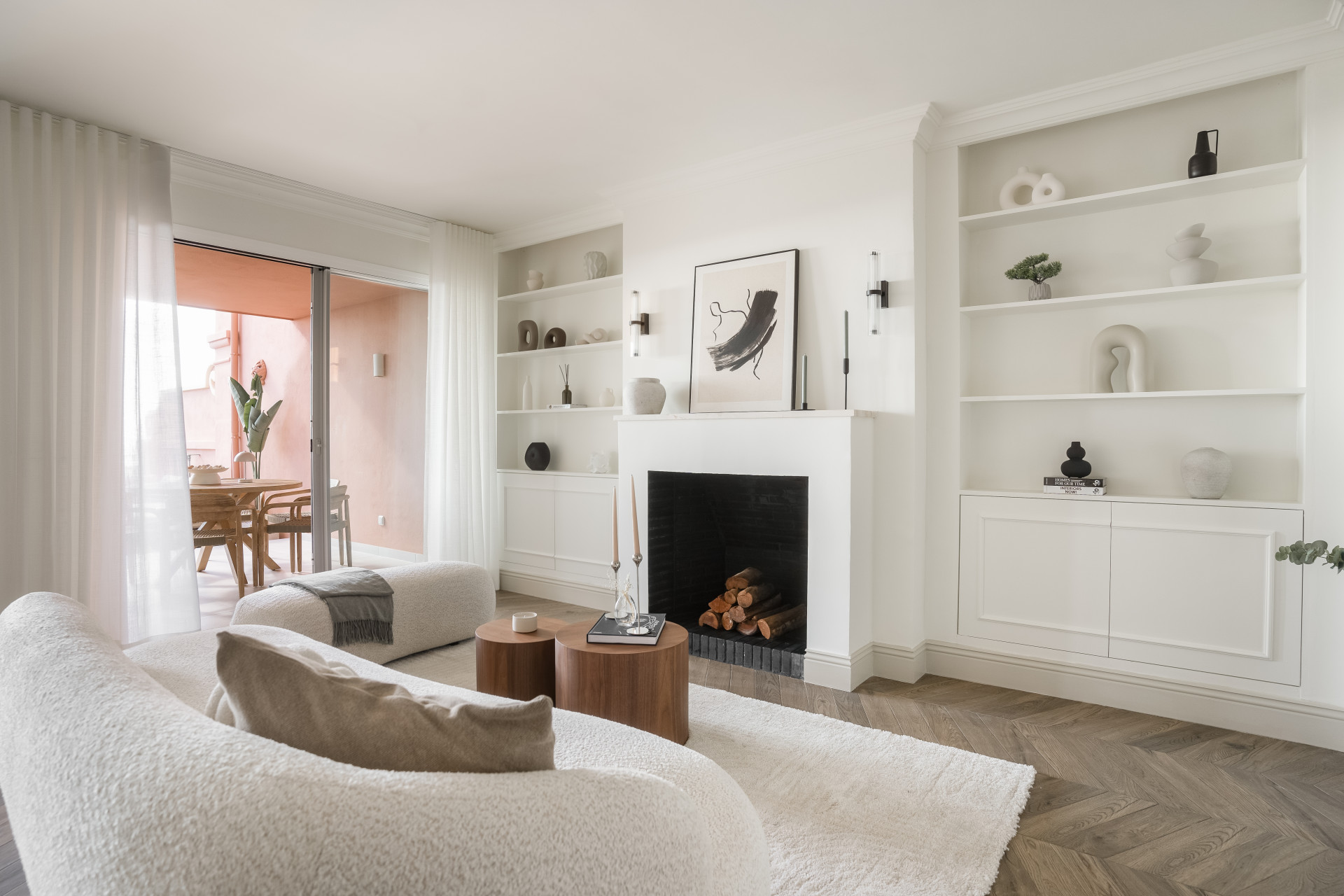 4 Bedroom Townhouse in Benahavís - Photo 32