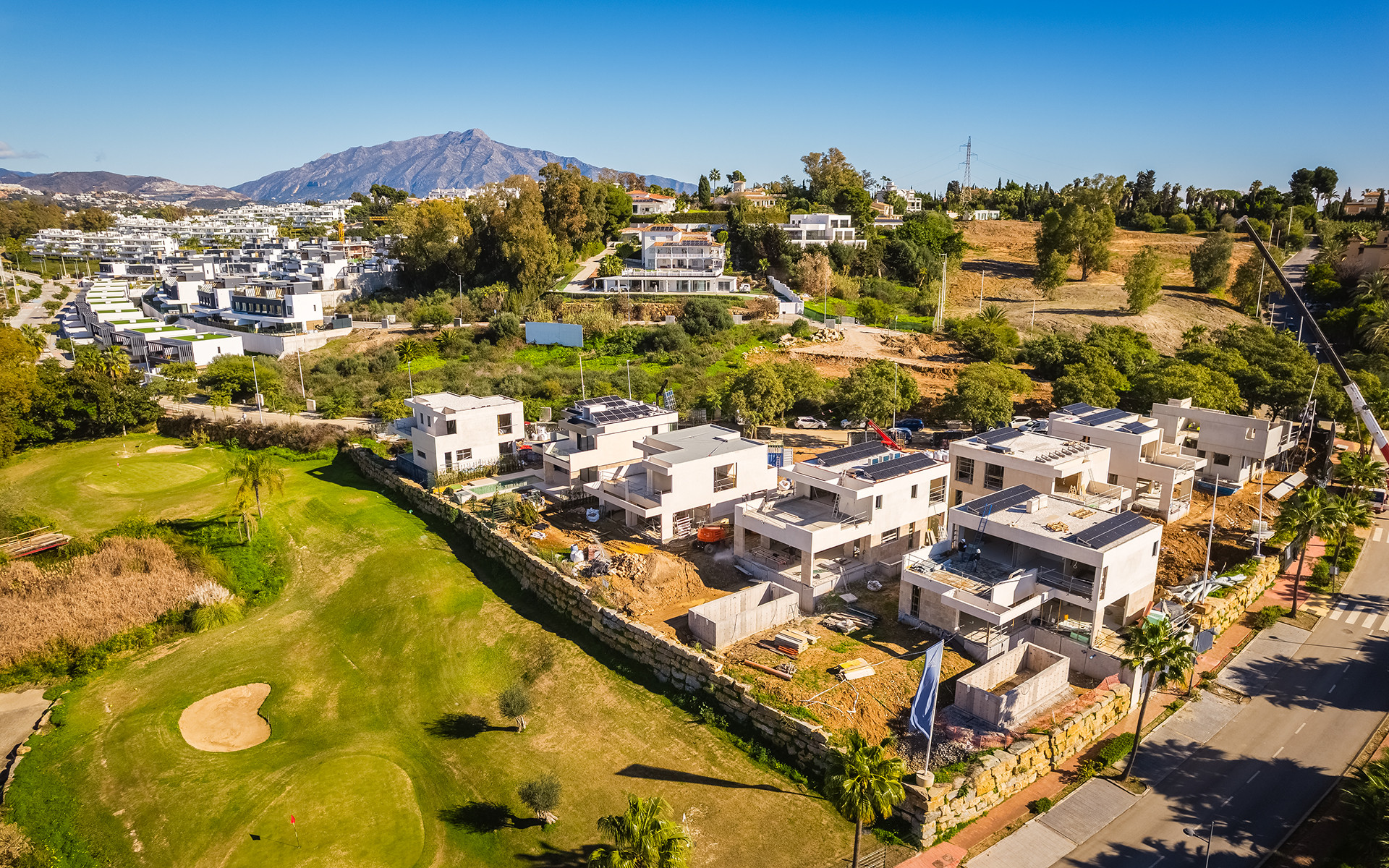 4 Bedroom Villa in Estepona - Photo 11