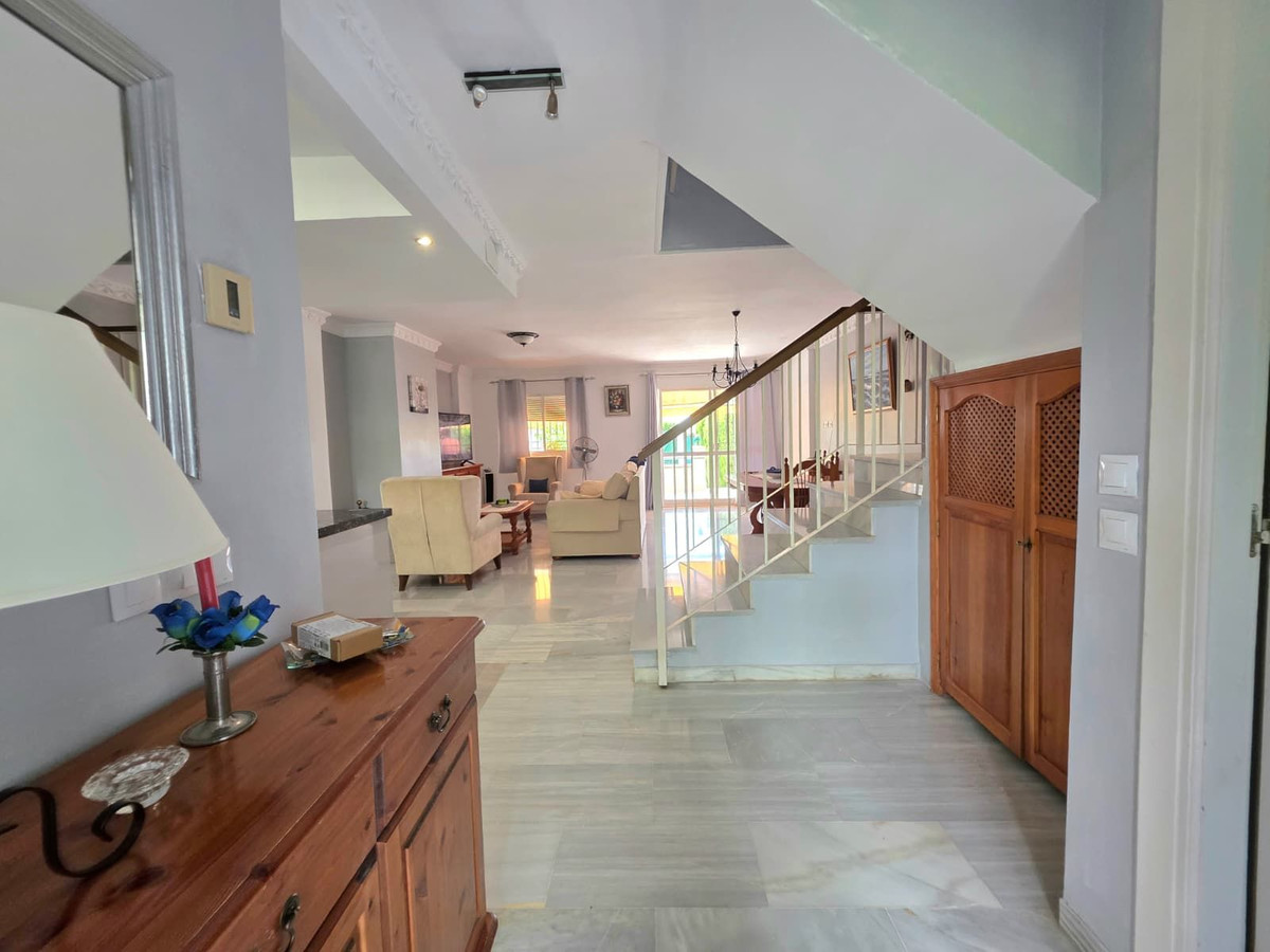 3 Bedroom Townhouse in Marbella - Foto 2