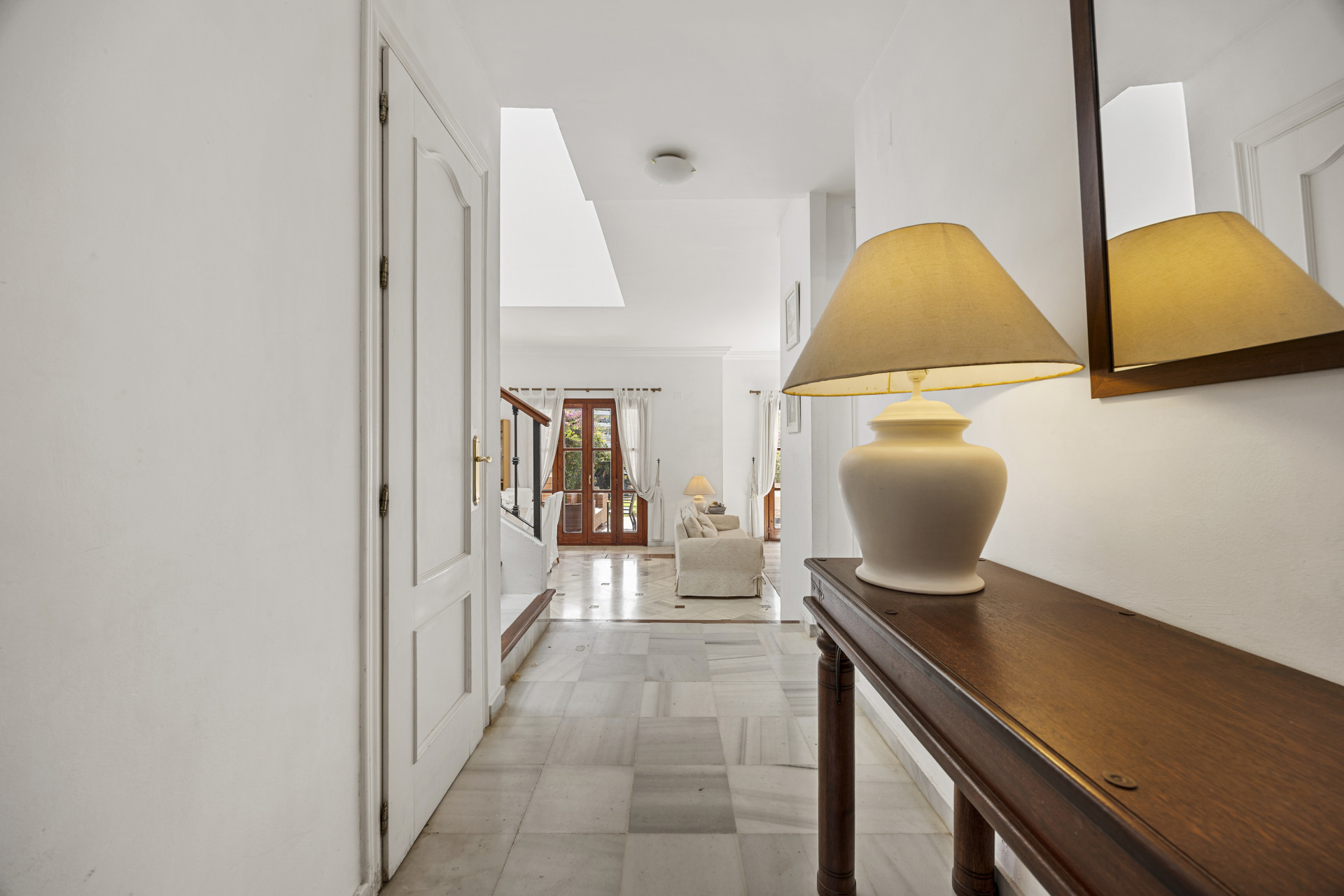4 Bedroom Townhouse in San Pedro de Alcántara - Photo 7