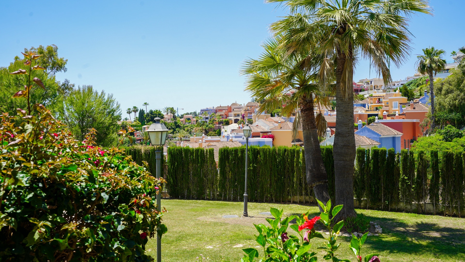 2 Bedroom Apartment in Marbella - Photo 30