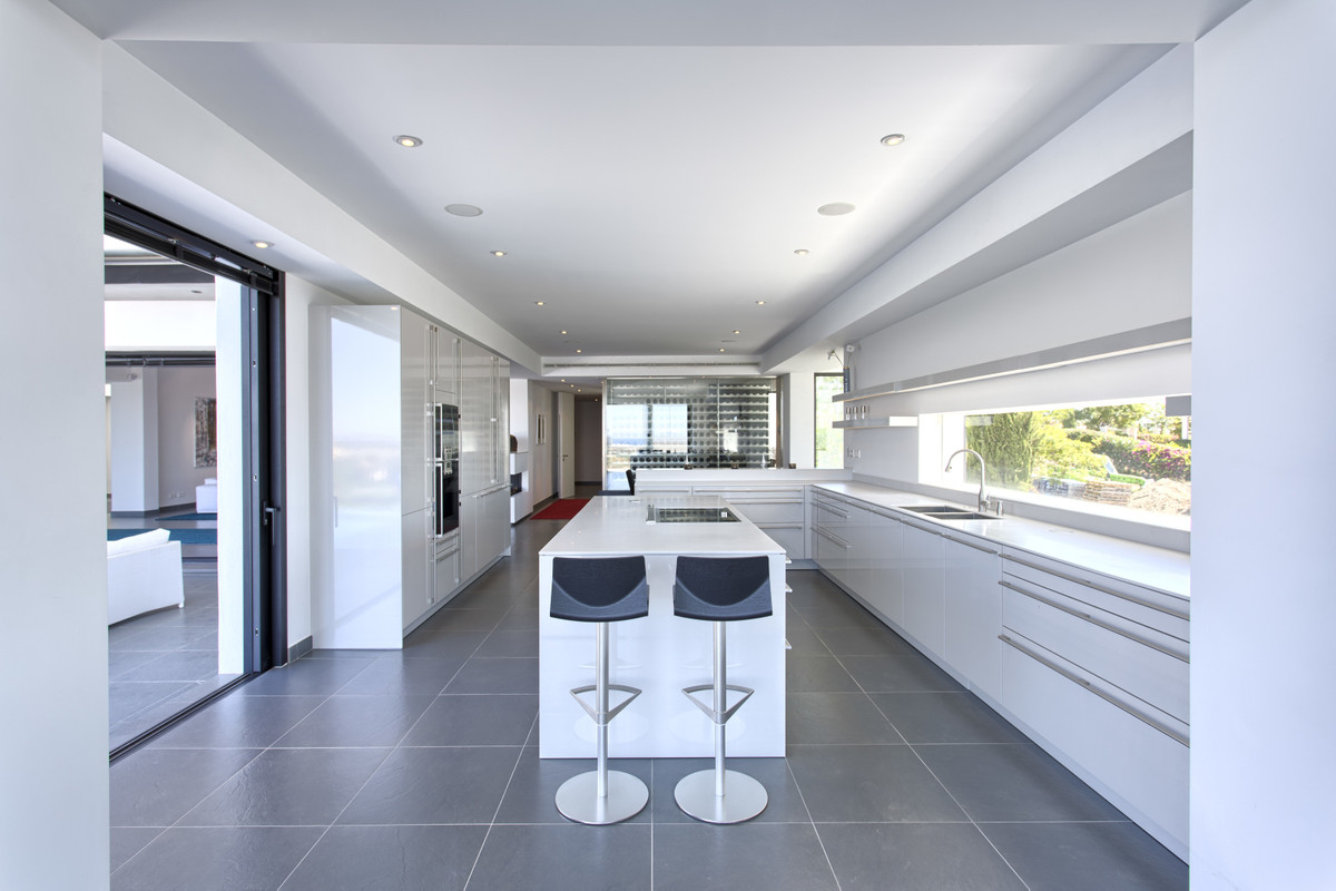 5 Bedroom Villa in Benahavís - Фото 11