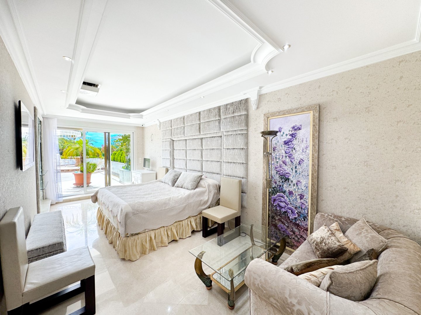 1 Bedroom Apartment in Marbella - Photo 18
