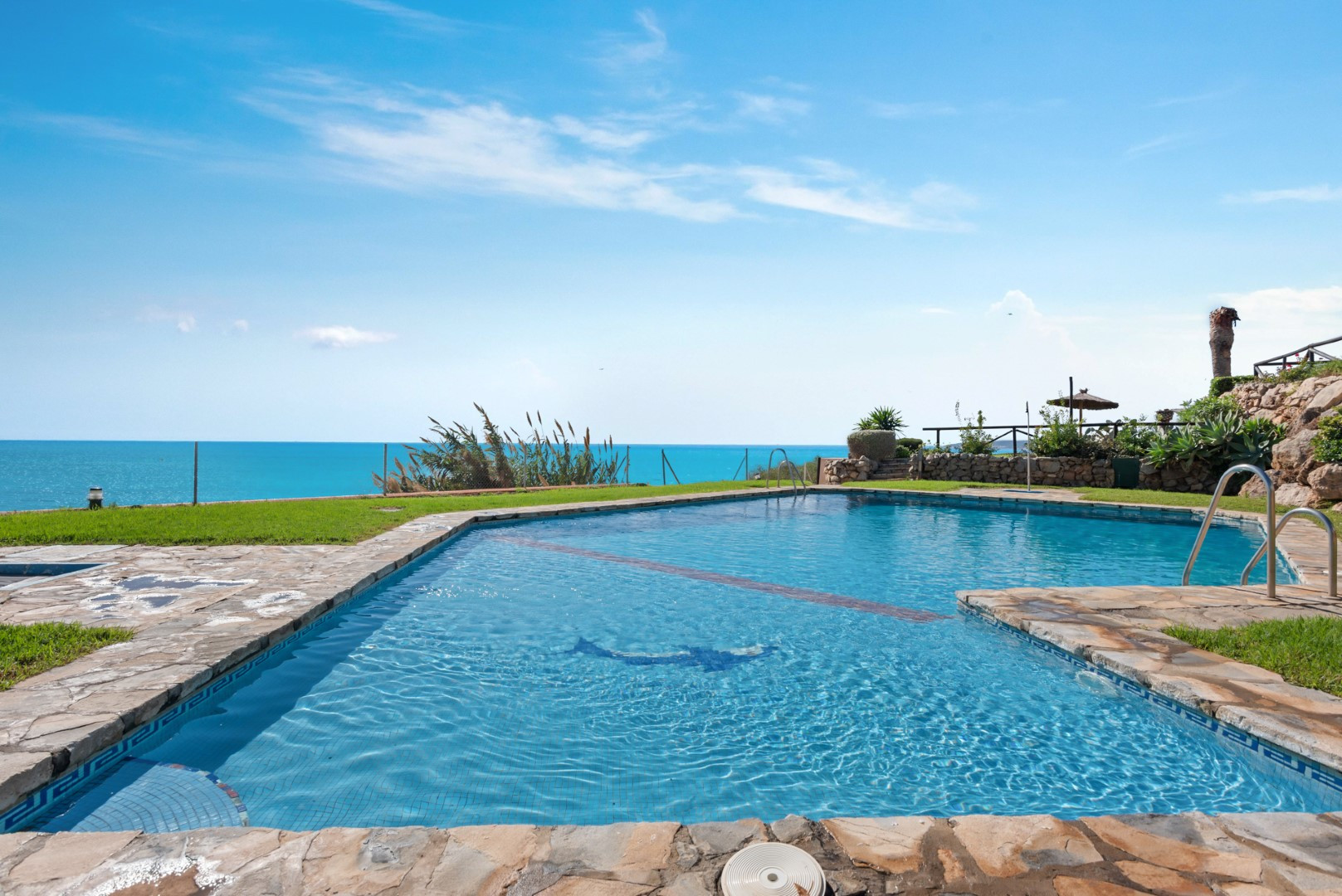 2 Bedroom Townhouse in Estepona - Photo 17