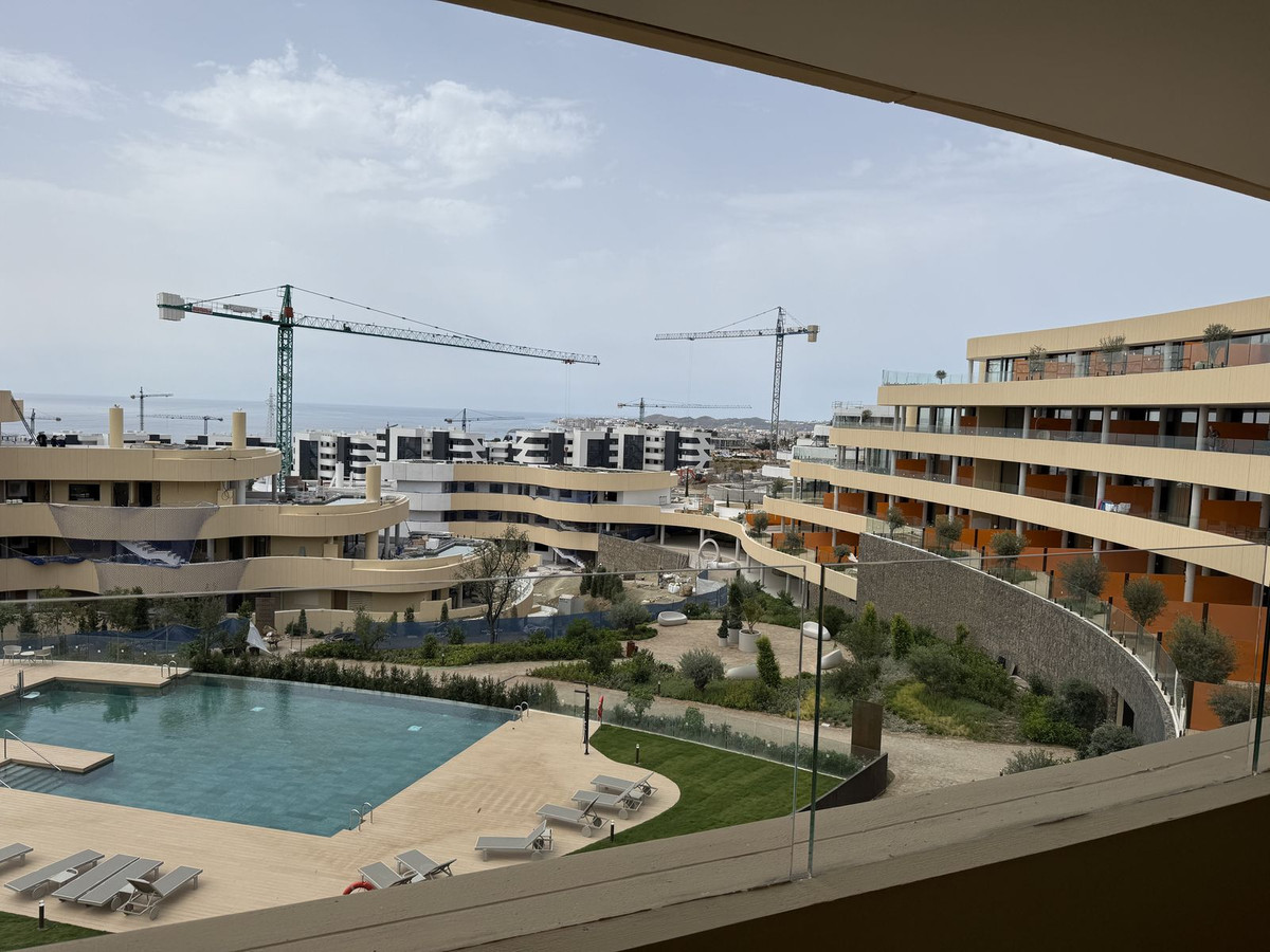 3 Bedroom Apartment in Benalmádena - Photo 7