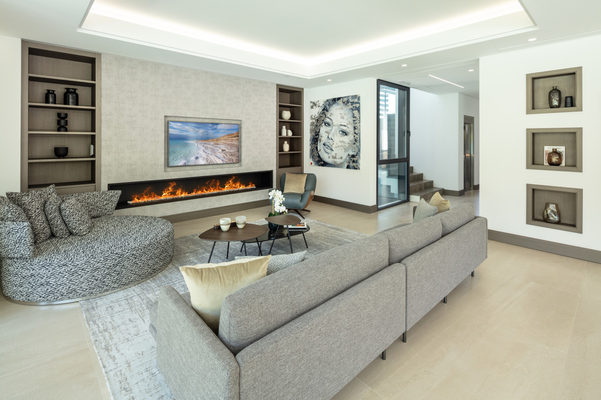 5 Bedroom Villa in Marbella - Photo 19