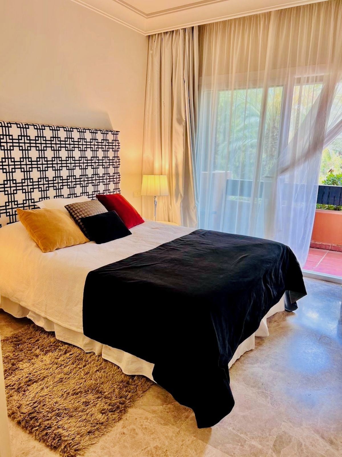 3 Bedroom Apartment in Marbella - Photo 18
