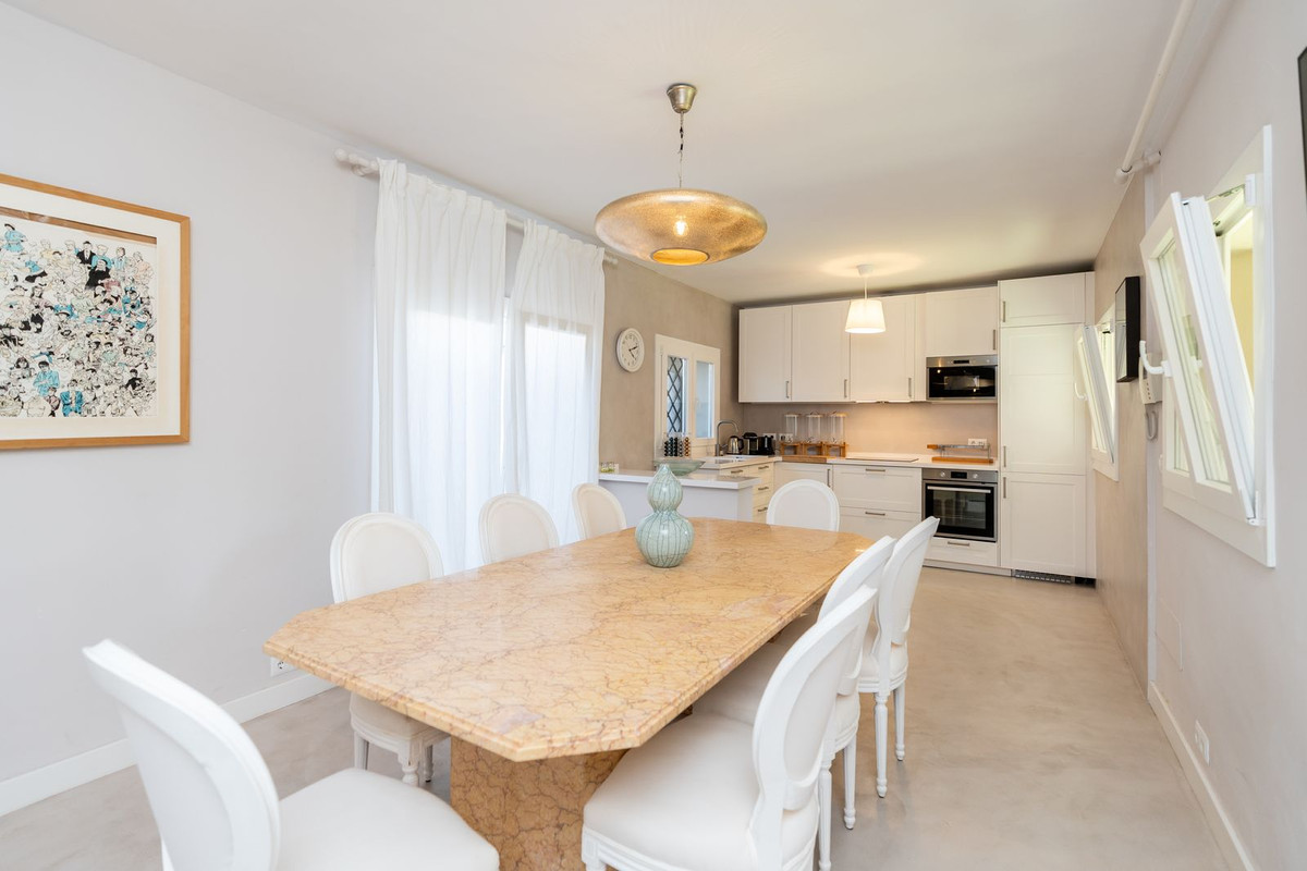 5 Bedroom Villa in San Pedro de Alcántara - Фото 6