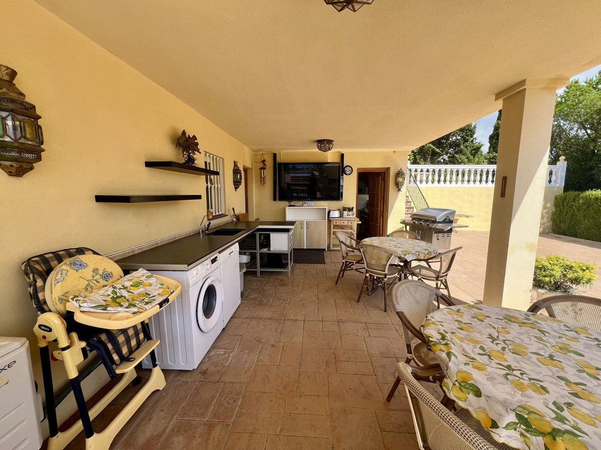 6 Bedroom Country house in Estepona - Foto 16