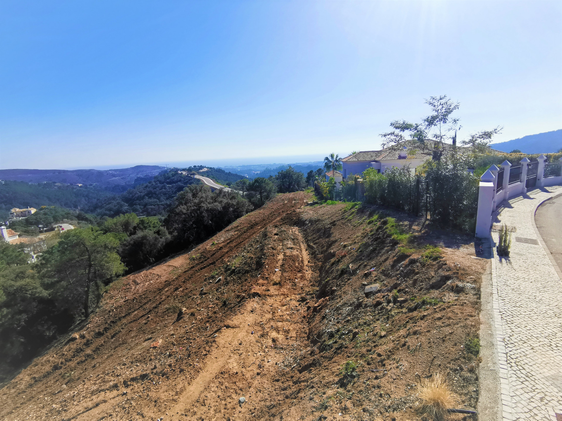 4,436 m² Plot in Benahavís - Photo 12