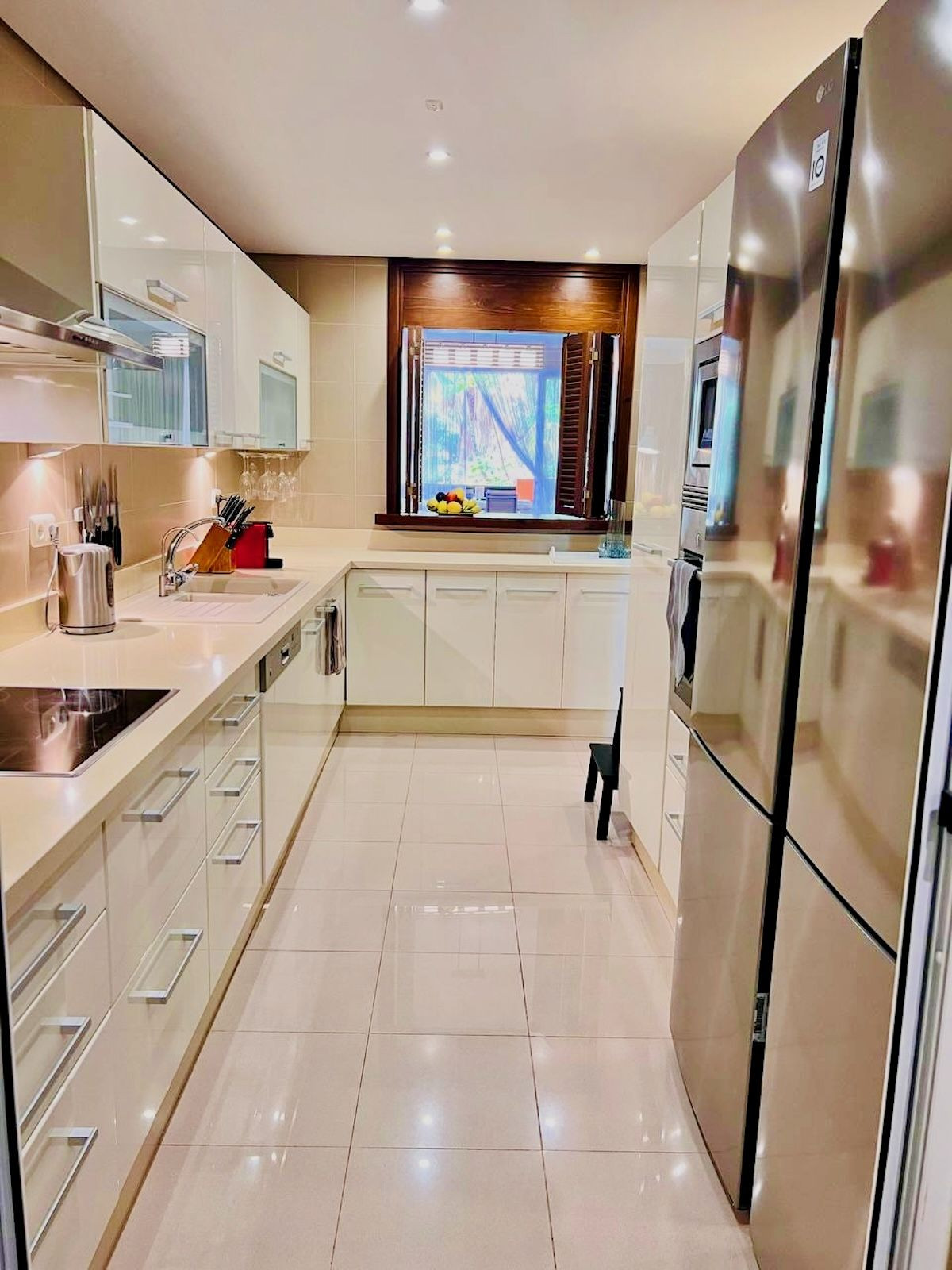 3 Bedroom Apartment in Marbella - Photo 9