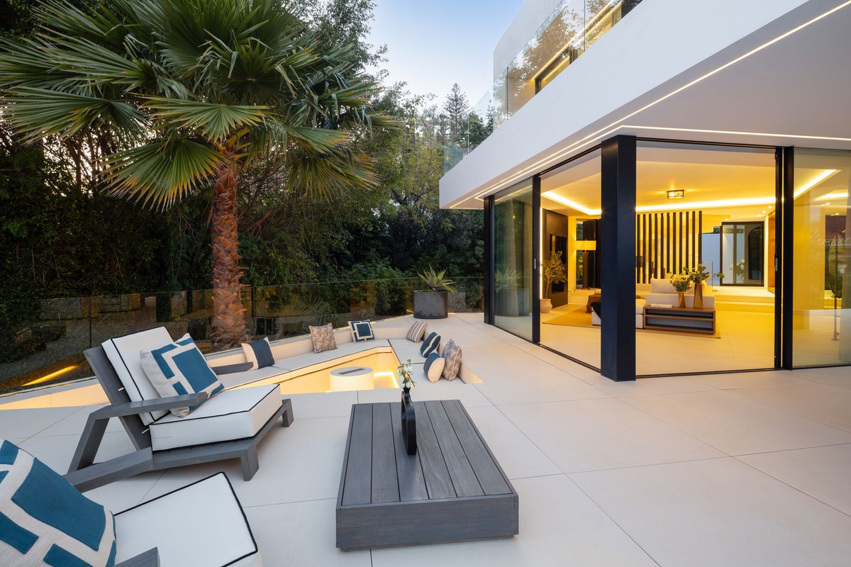 5 Bedroom Villa in Benahavís - Foto 36