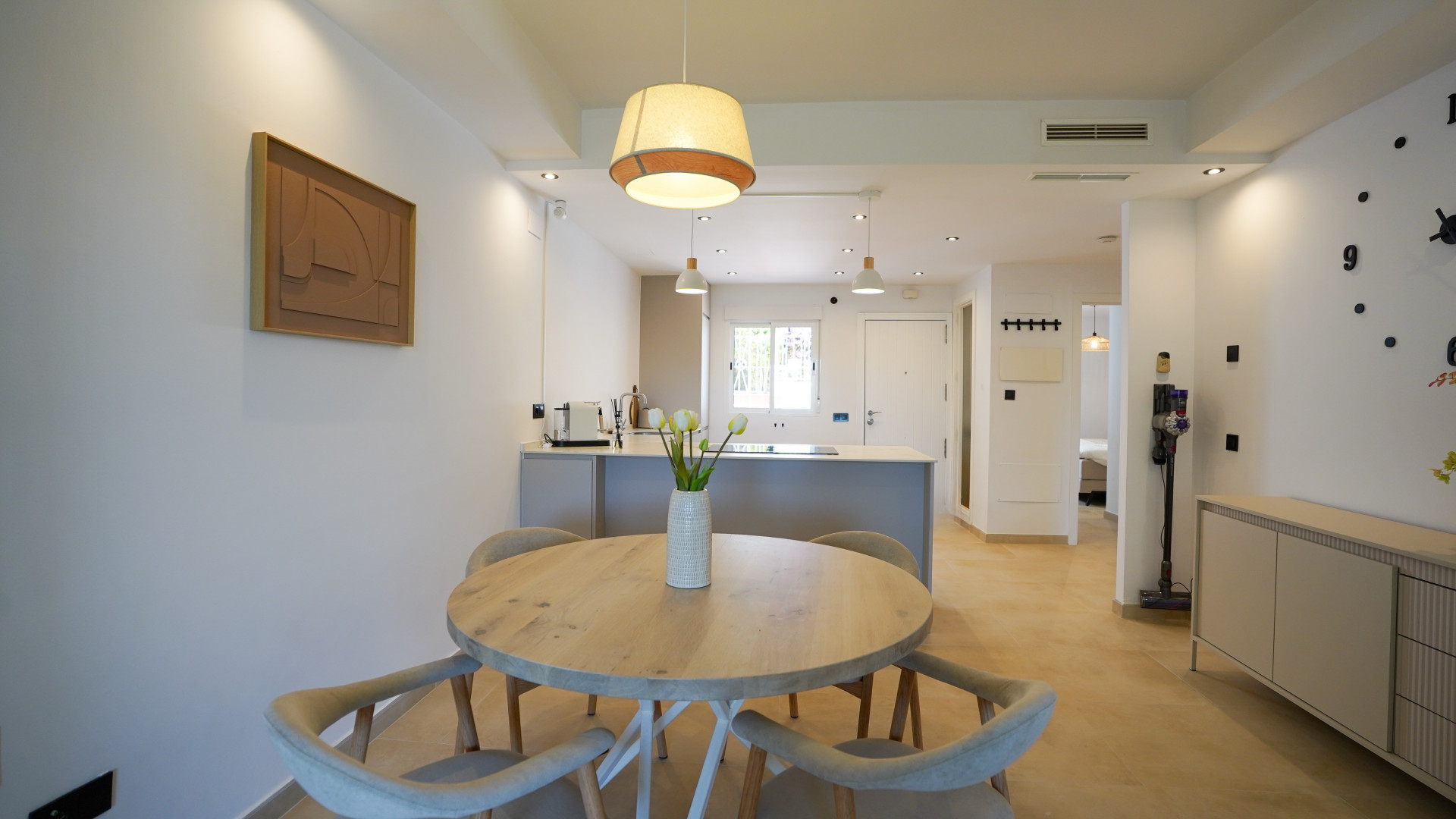 2 Bedroom Apartment in Marbella - Photo 13