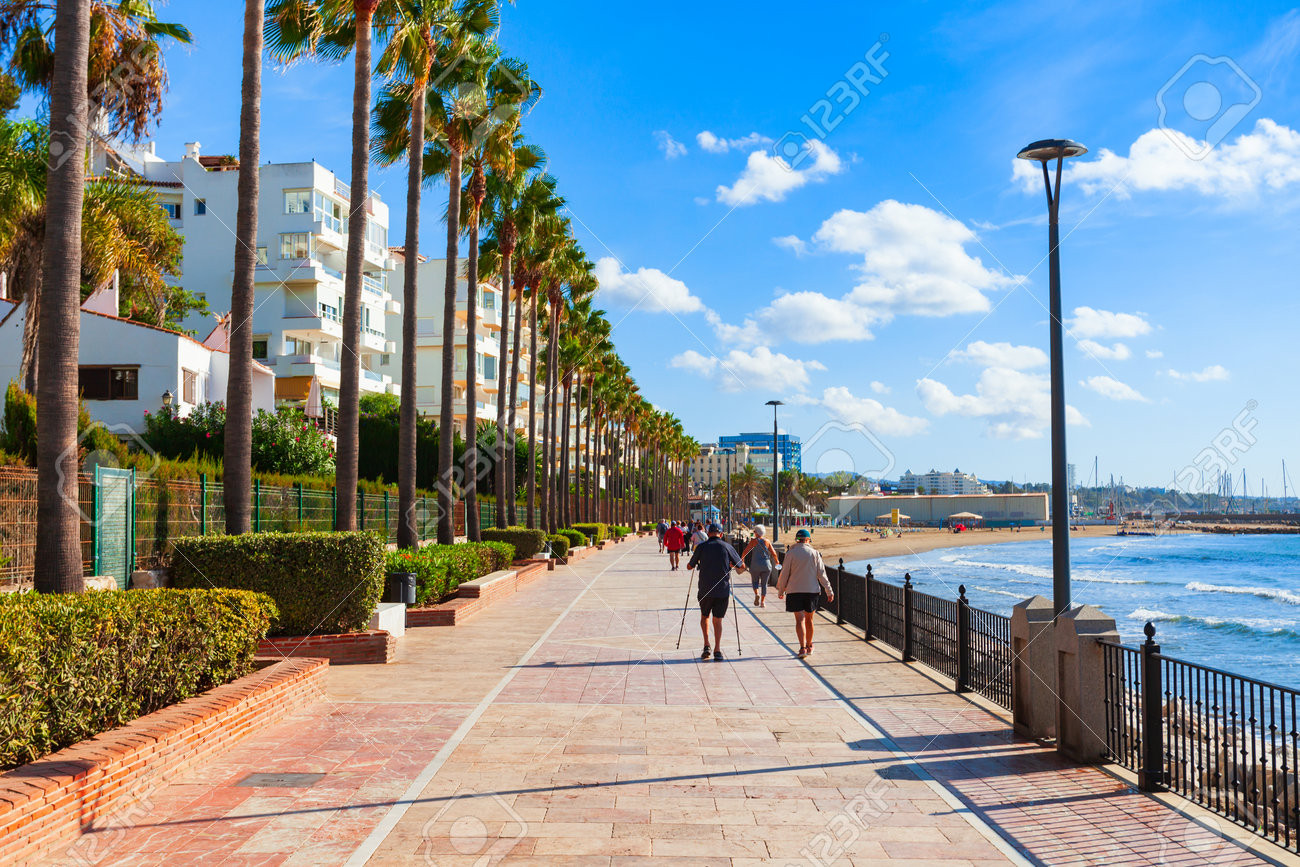 1 Bedroom Apartment in Marbella - Photo 15
