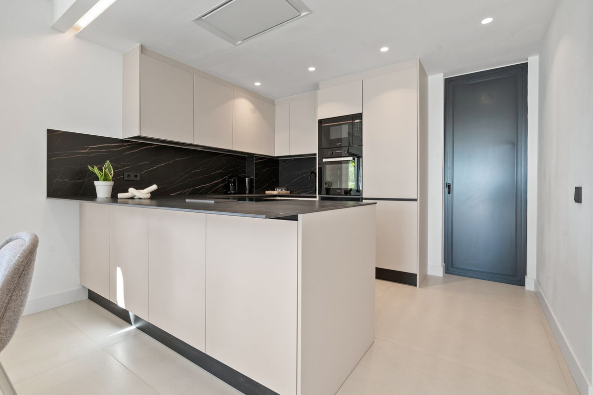 5 Bedroom Penthouse in Estepona - Foto 11