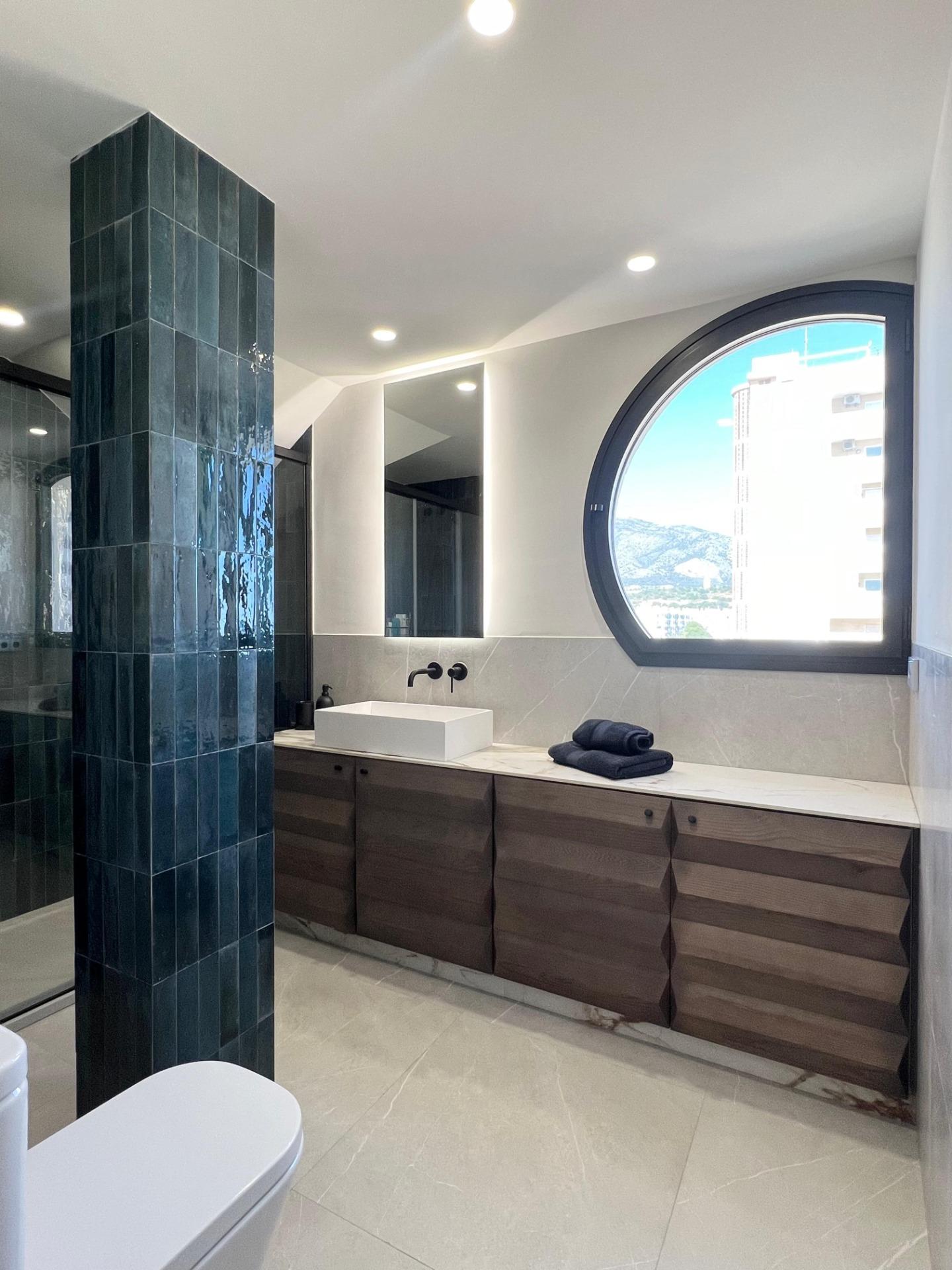 4 Bedroom Penthouse in Fuengirola - Photo 25