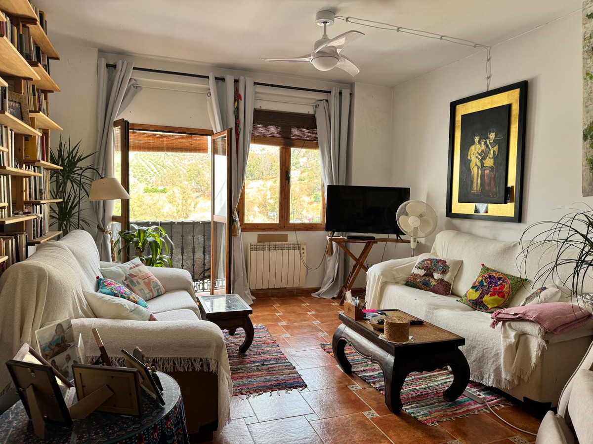 4 Bedroom Townhouse in Álora - Photo 18