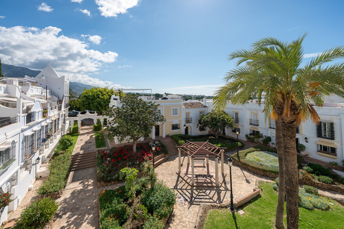 3 Bedroom Townhouse in Marbella - Photo 15