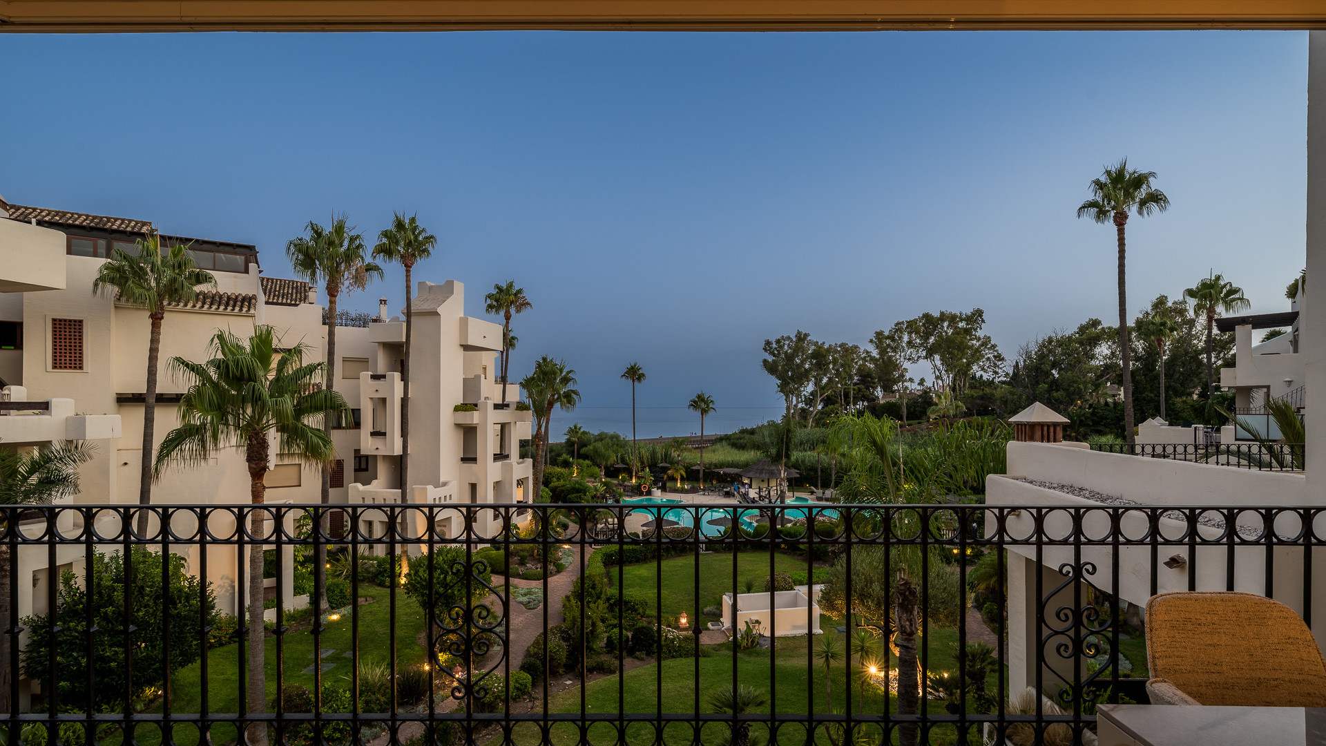 3 Bedroom Apartment in Estepona - Photo 27