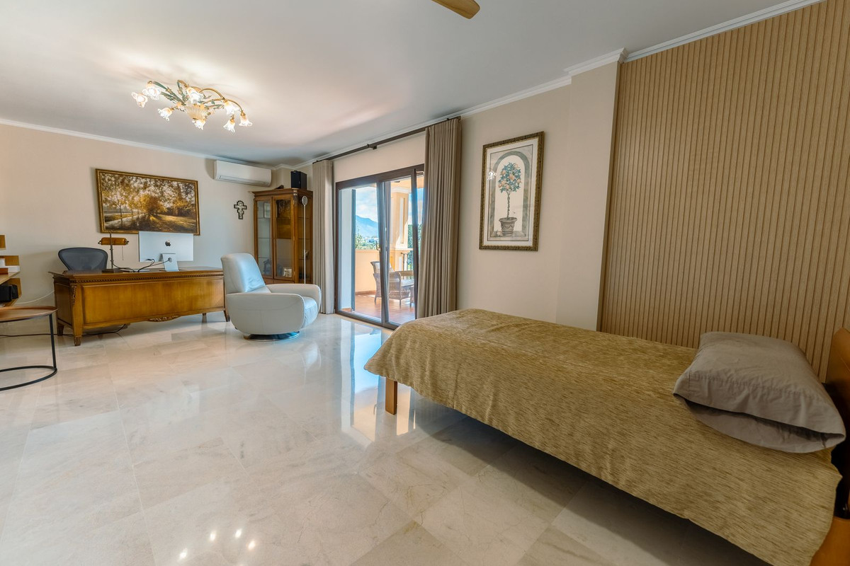 5 Bedroom Villa in San Pedro de Alcántara - Foto 32