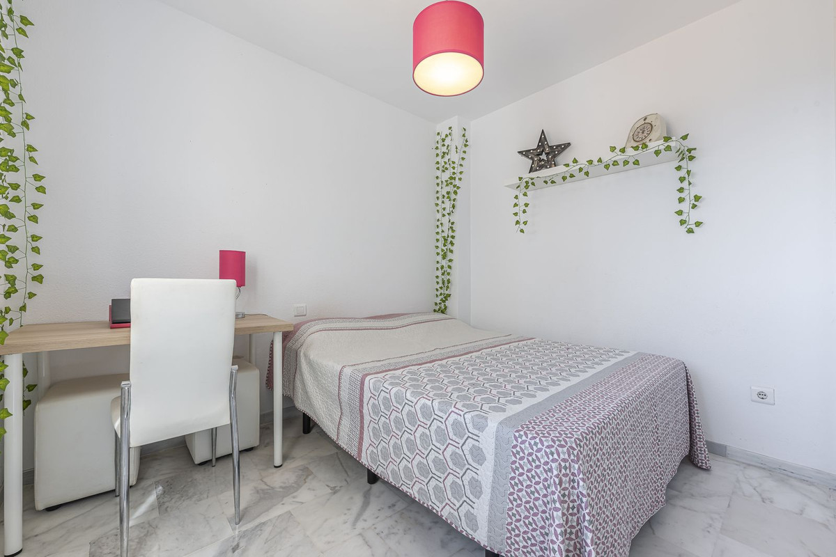 3 Bedroom Apartment in Casares - Photo 15