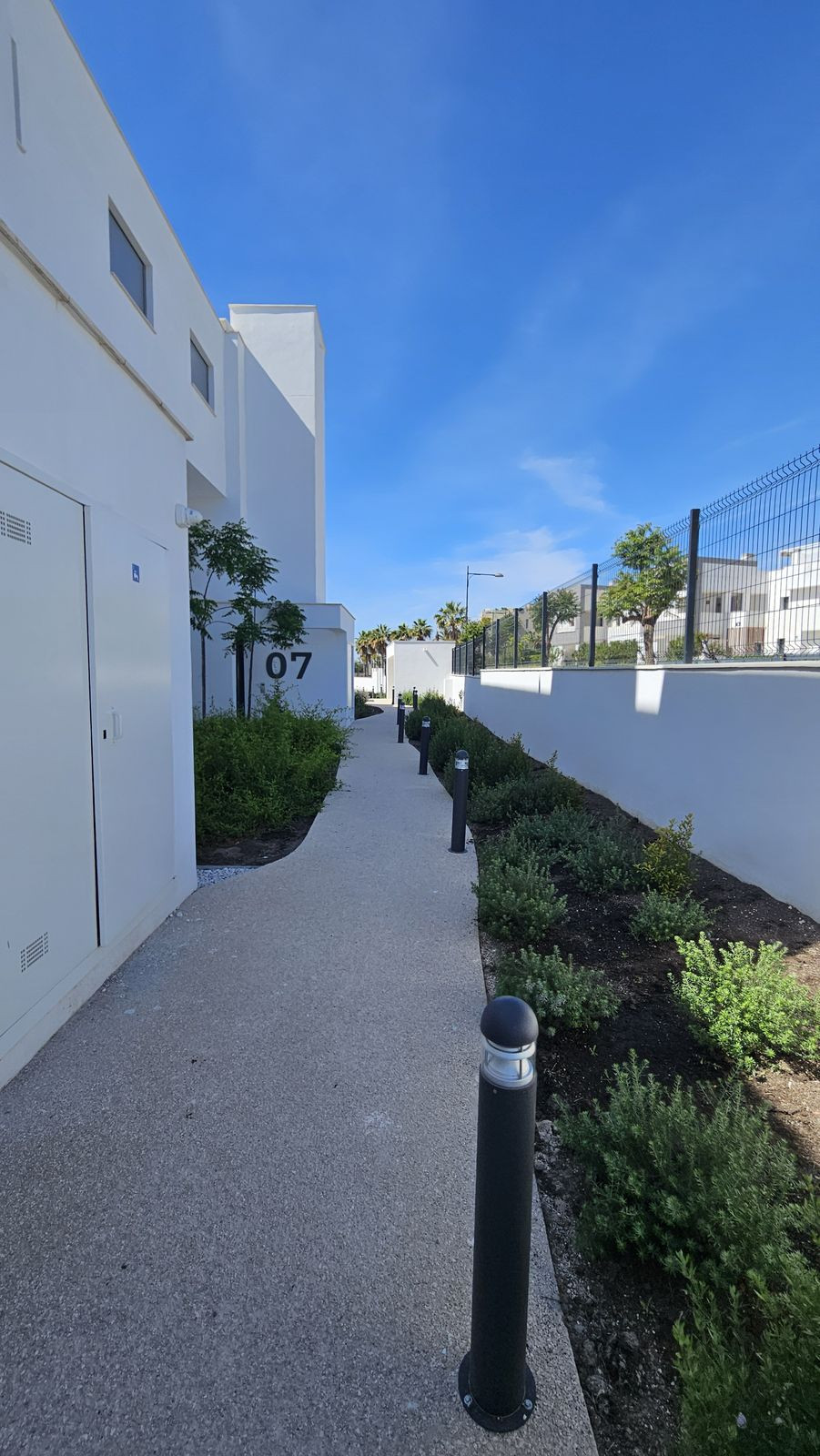 2 Bedroom Apartment in Estepona - Photo 49